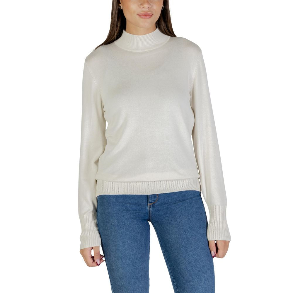 Beige Viscose Turtleneck - ventzia