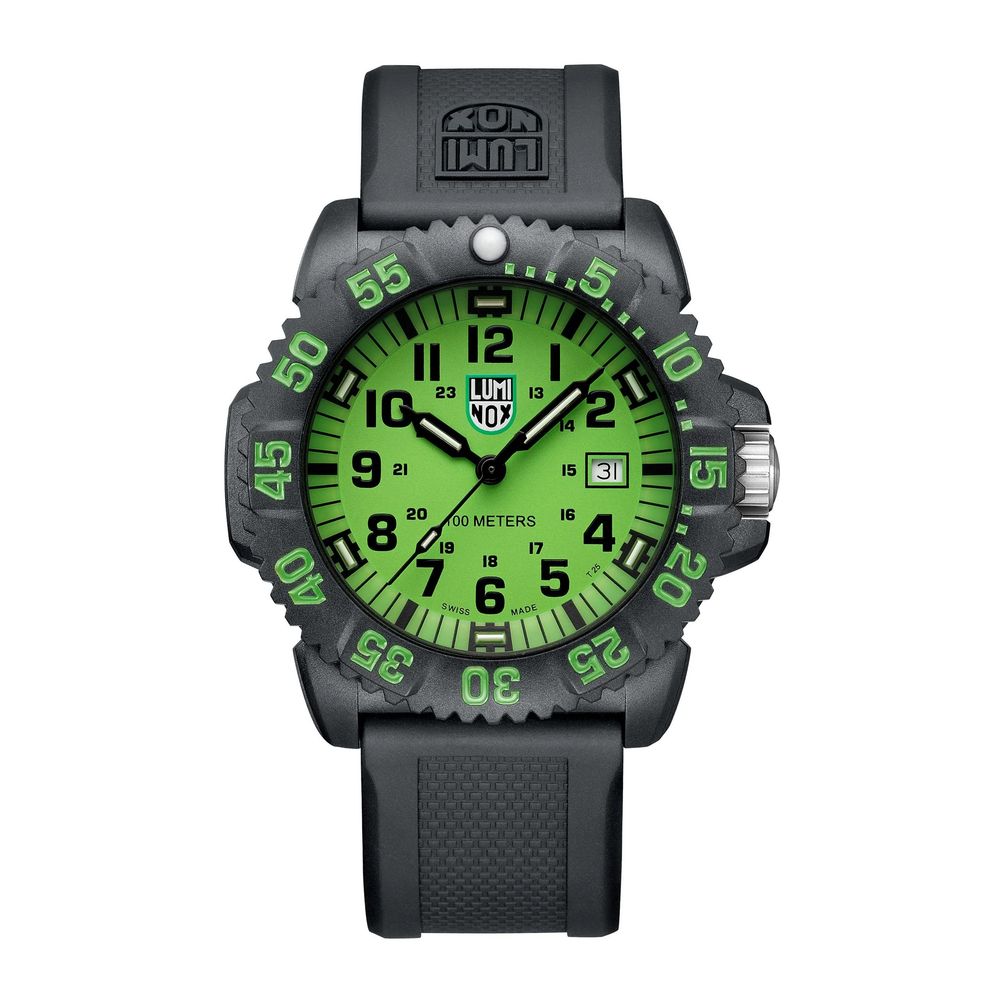 Black Resin Sport Watch - ventzia