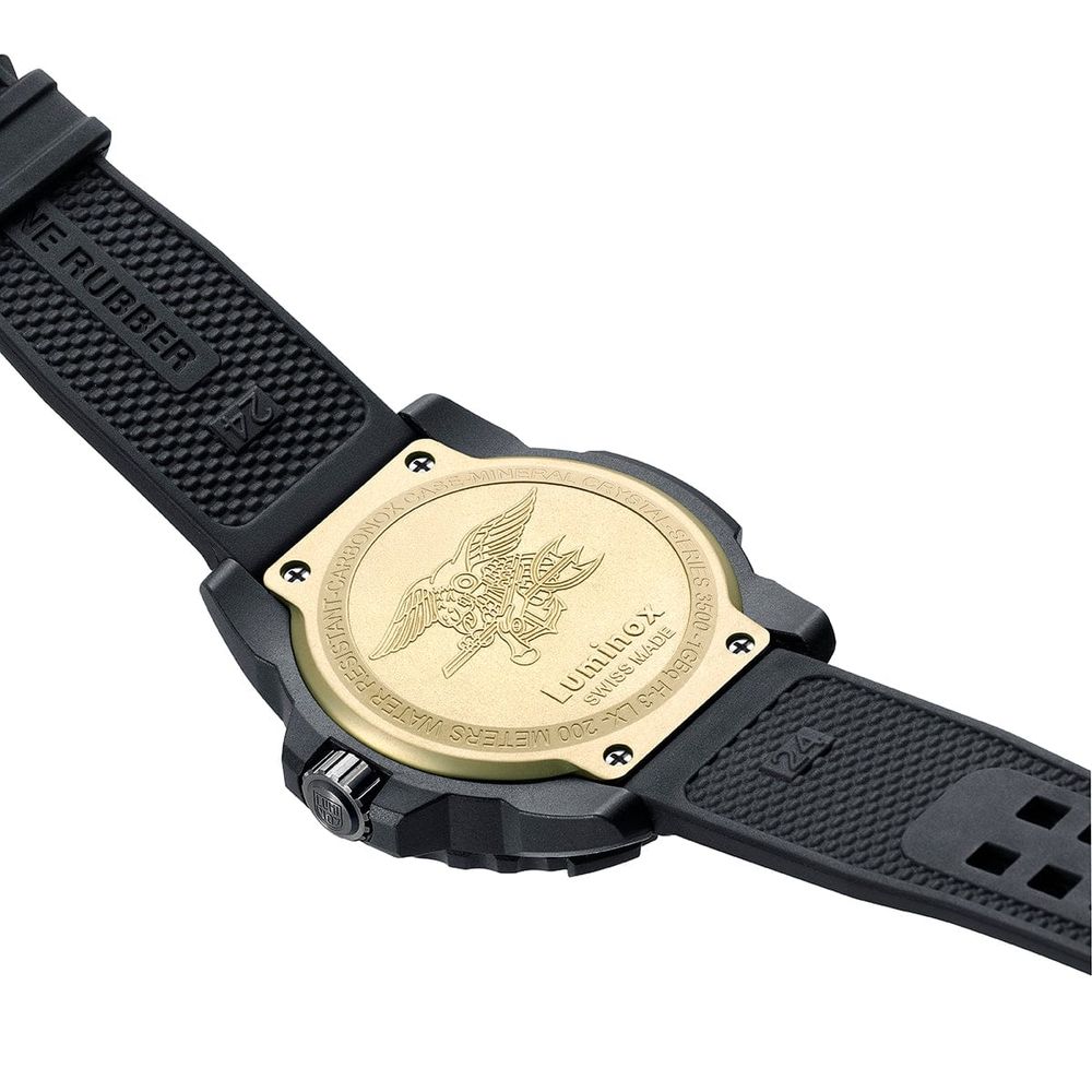 Black Rubber Sport Watch - ventzia