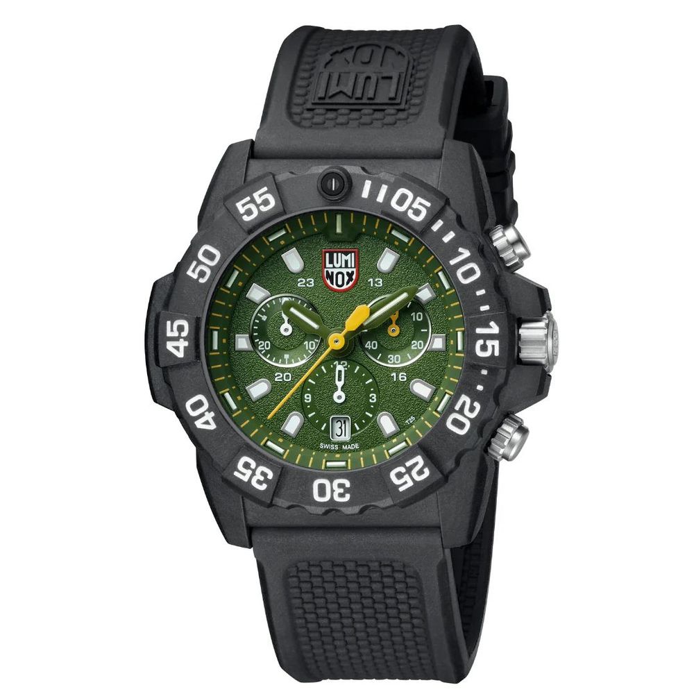 Black Rubber Sport Watch - ventzia