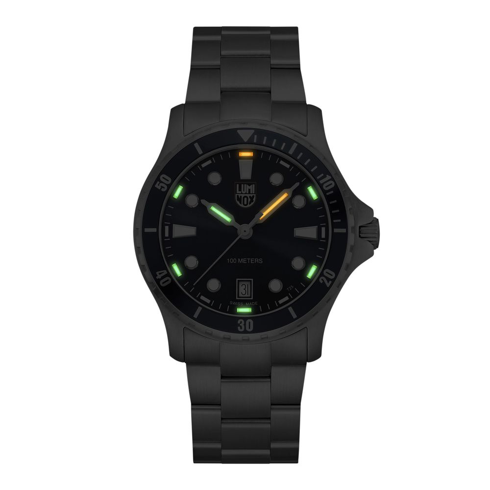 Gray Stainless Steel Sport Watch - ventzia