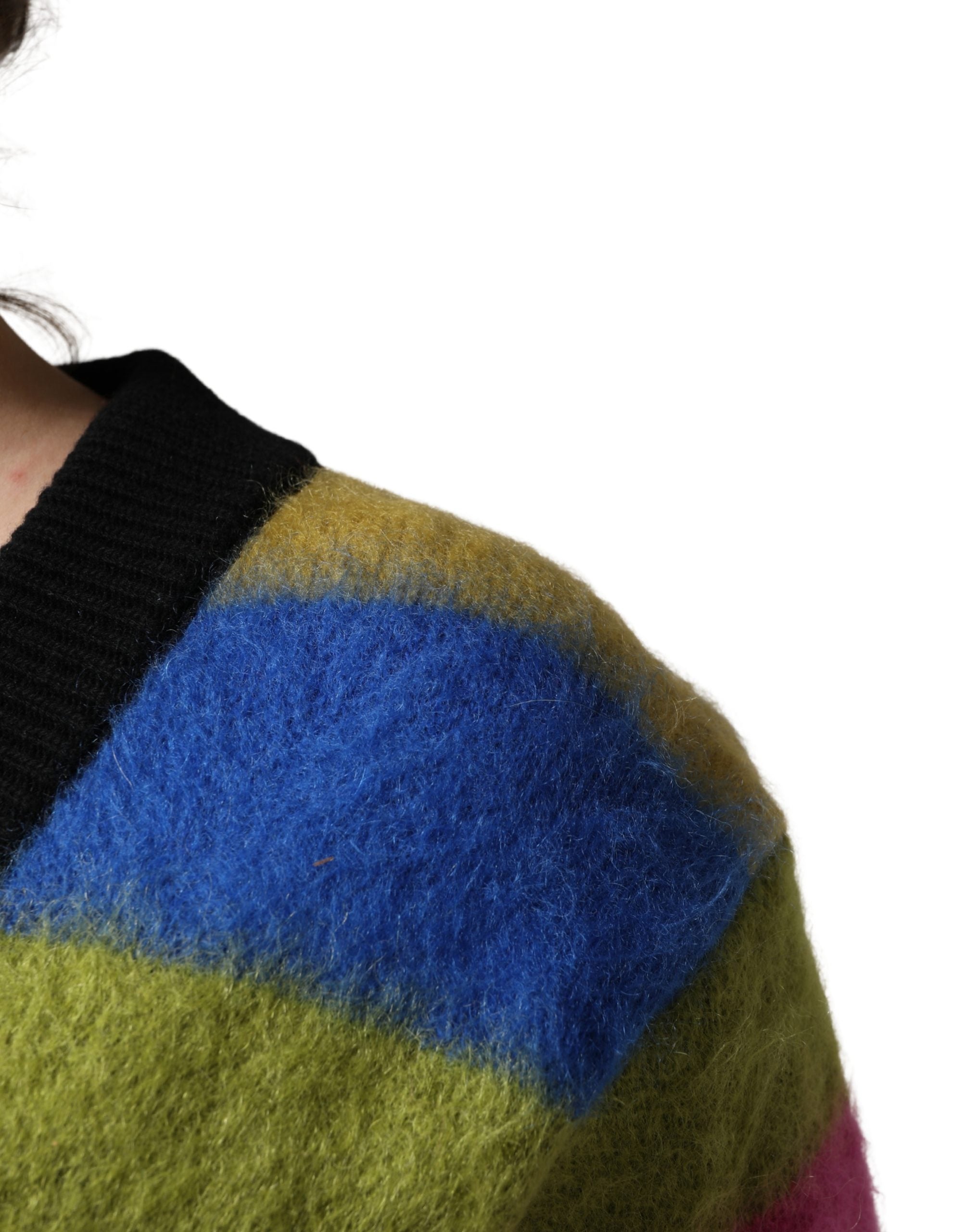 Multicolor Stripes V-neck Pullover Sweater - ventzia