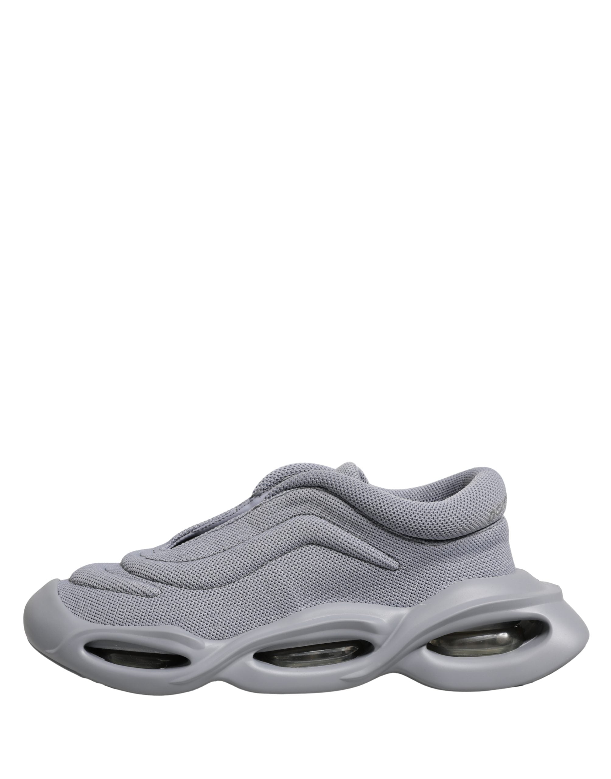 Gray Slip On Wave Low Top Sneakers - ventzia