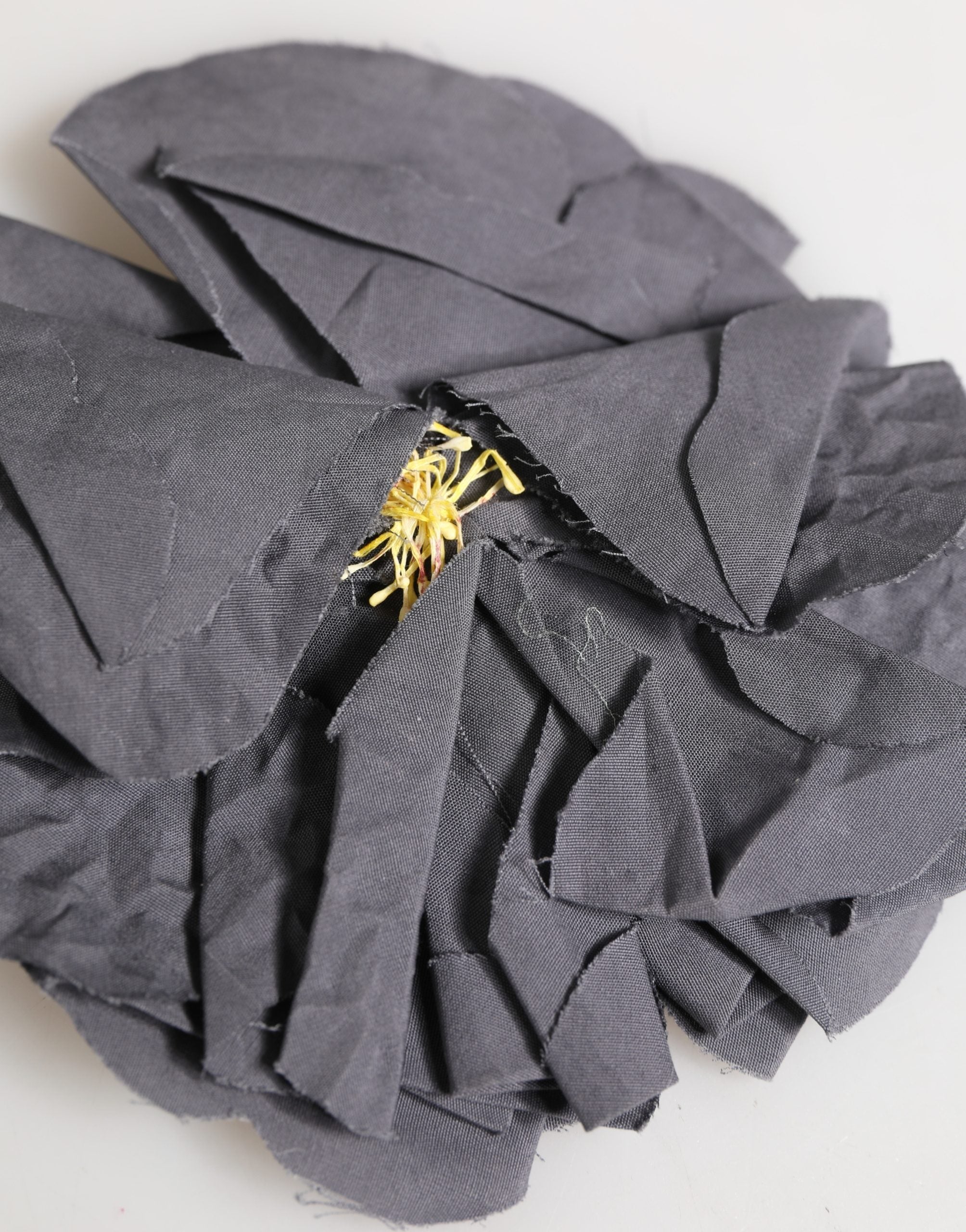 Gray Floral Motif Silk Blend Poplin Fabric Bar Pin  Brooch - ventzia