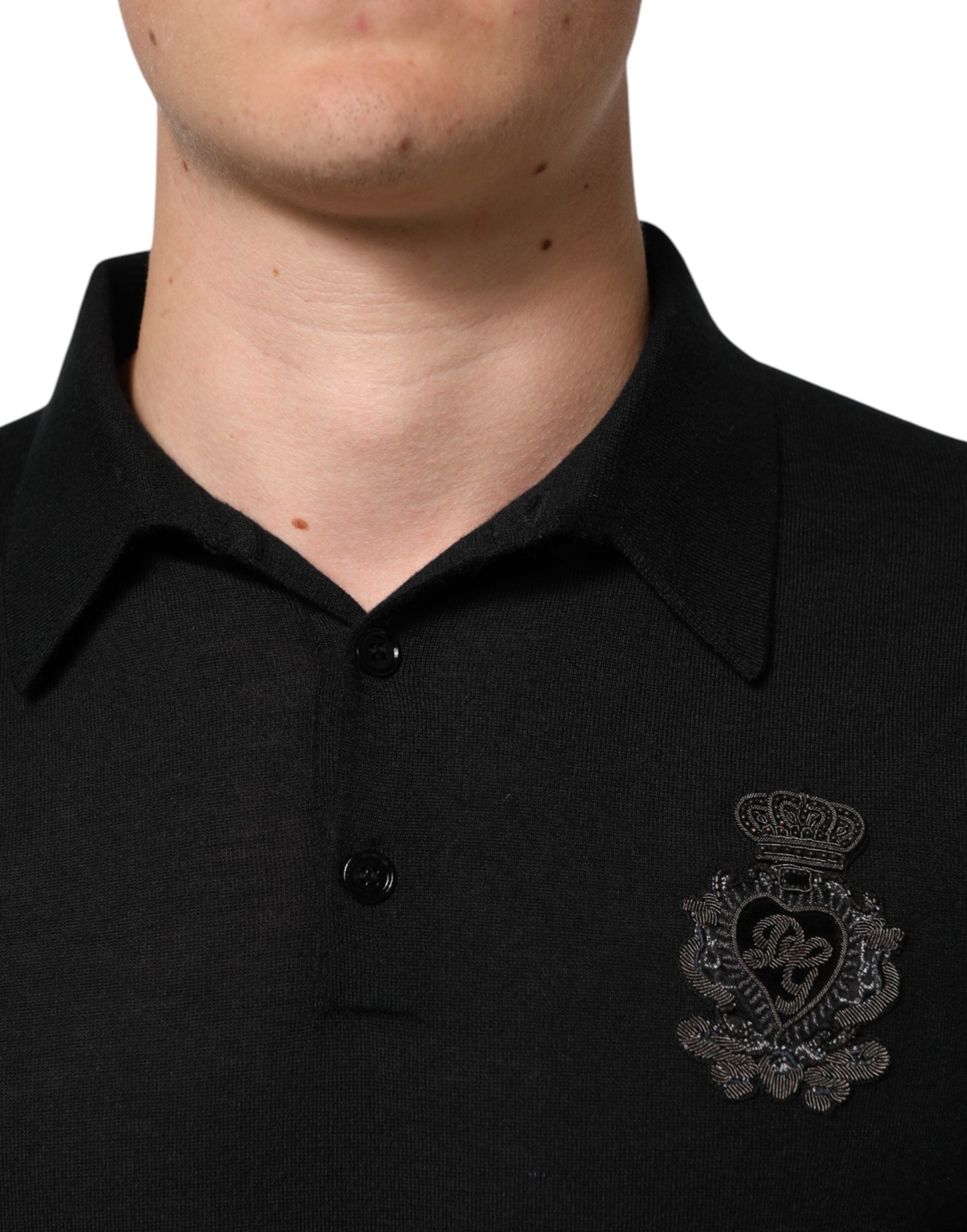 Black Crest Long Sleeve Men Pullover Sweater - ventzia