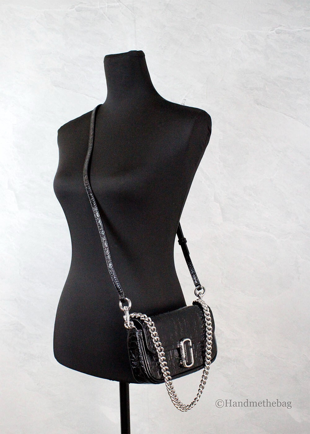 Marc Jacobs The Mini Shoulder Bag Black Embossed Leather Crossbody Bag - ventzia