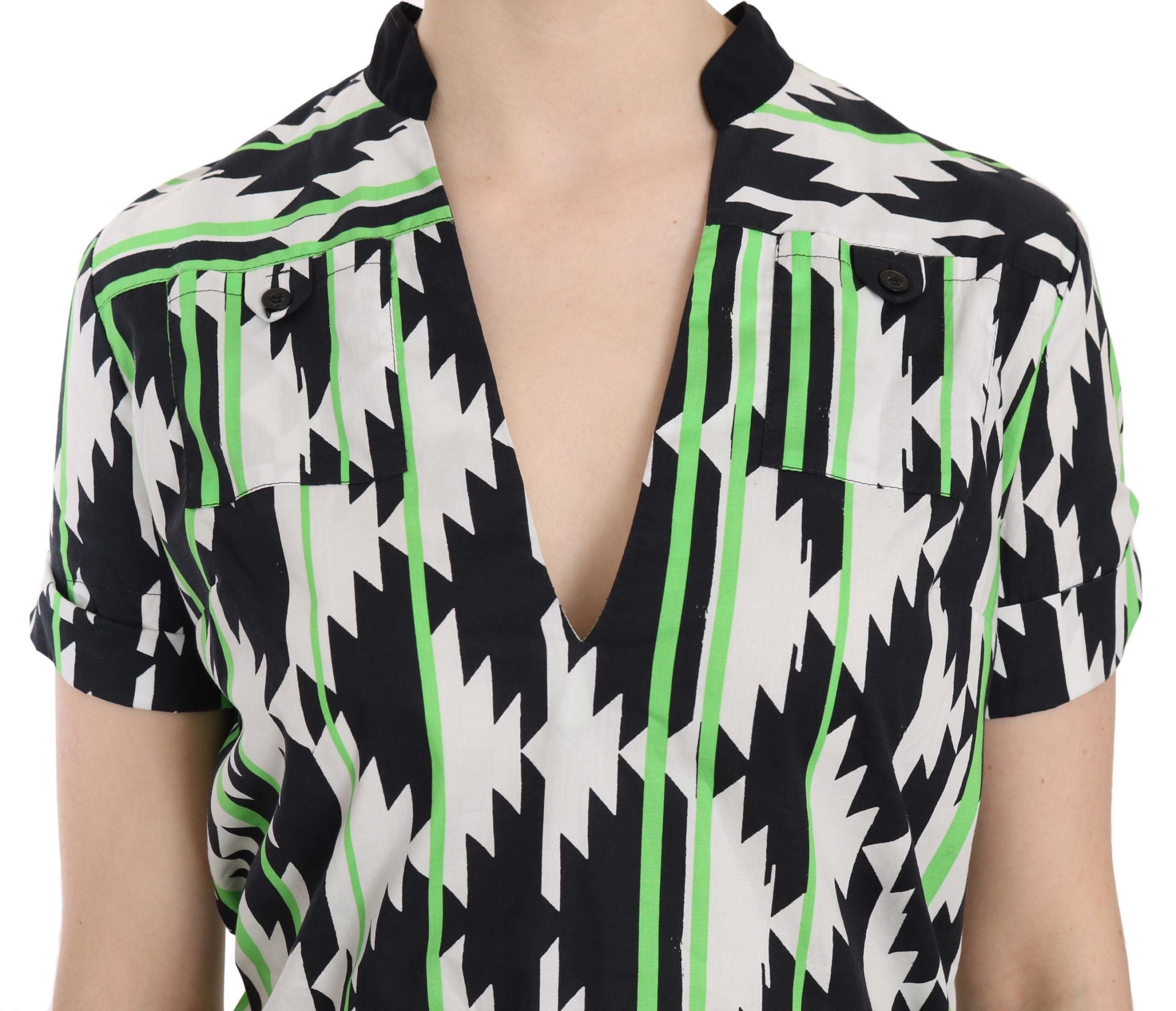 Glam Short Sleeve Plunging Neck Top - ventzia