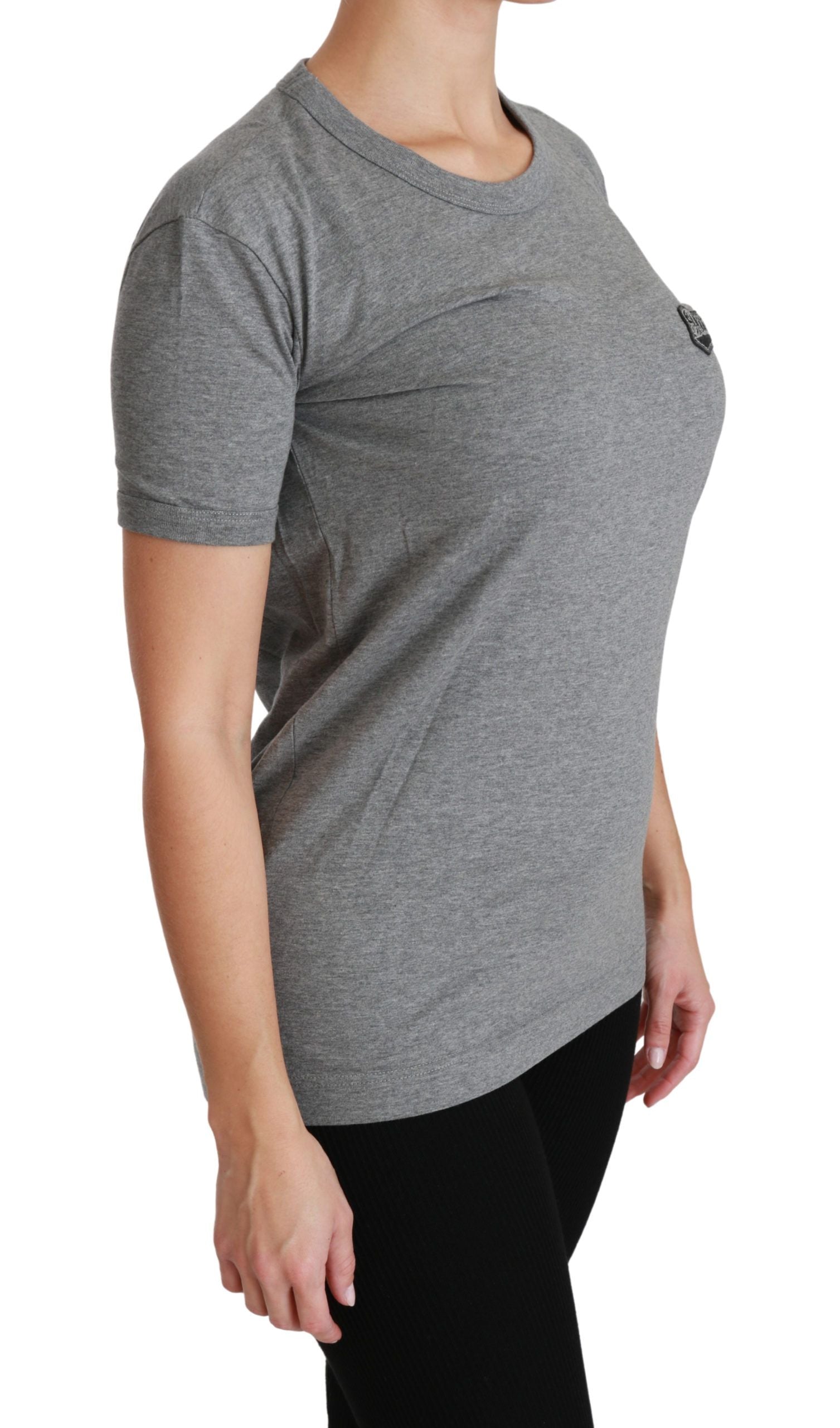 Chic Gray Amore Patch Crewneck Tee - ventzia