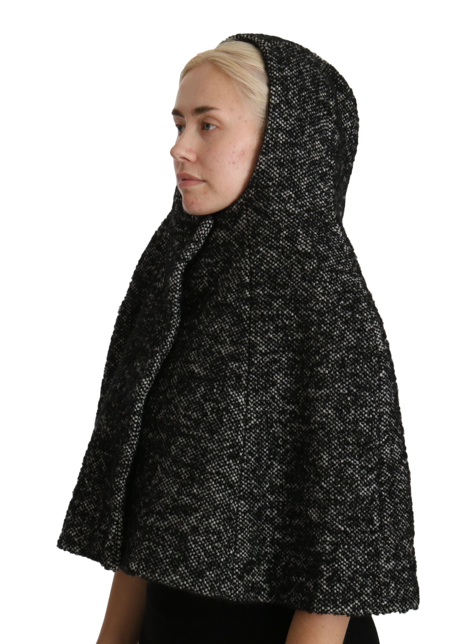 Elegant Gray Wool Hooded Scarf by Iconic Italian Label - ventzia