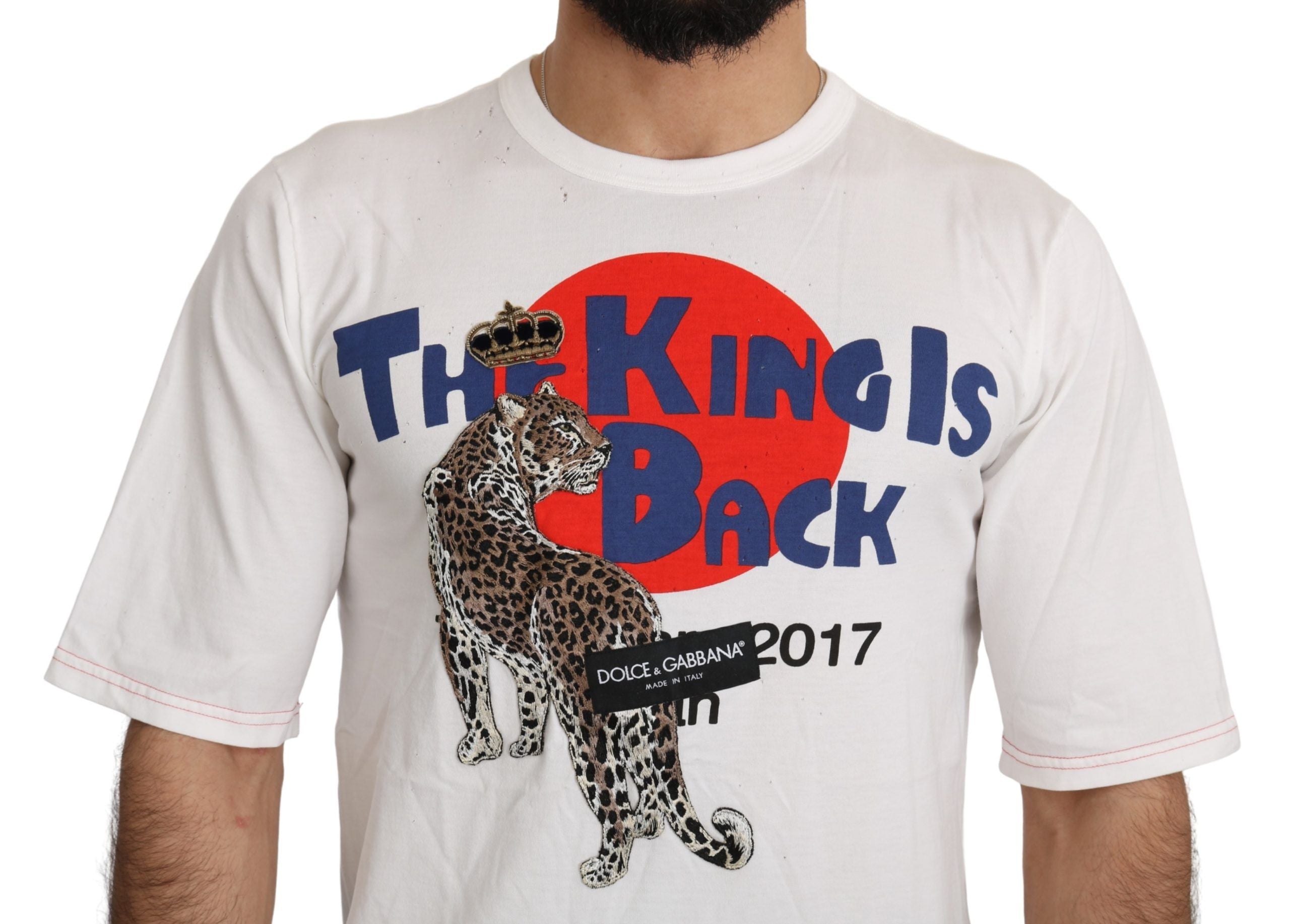 Sleek Leopard Print Slim Fit Tee - ventzia