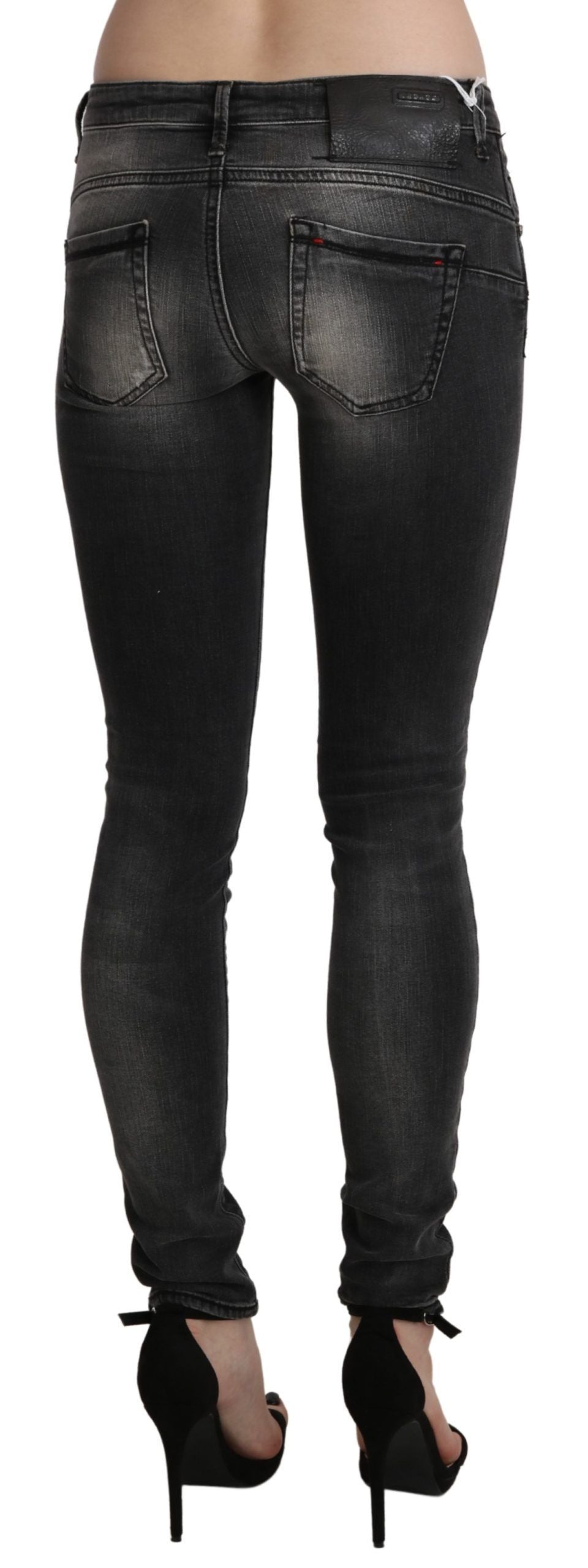 Sleek Low Waist Skinny Denim in Black Wash - ventzia
