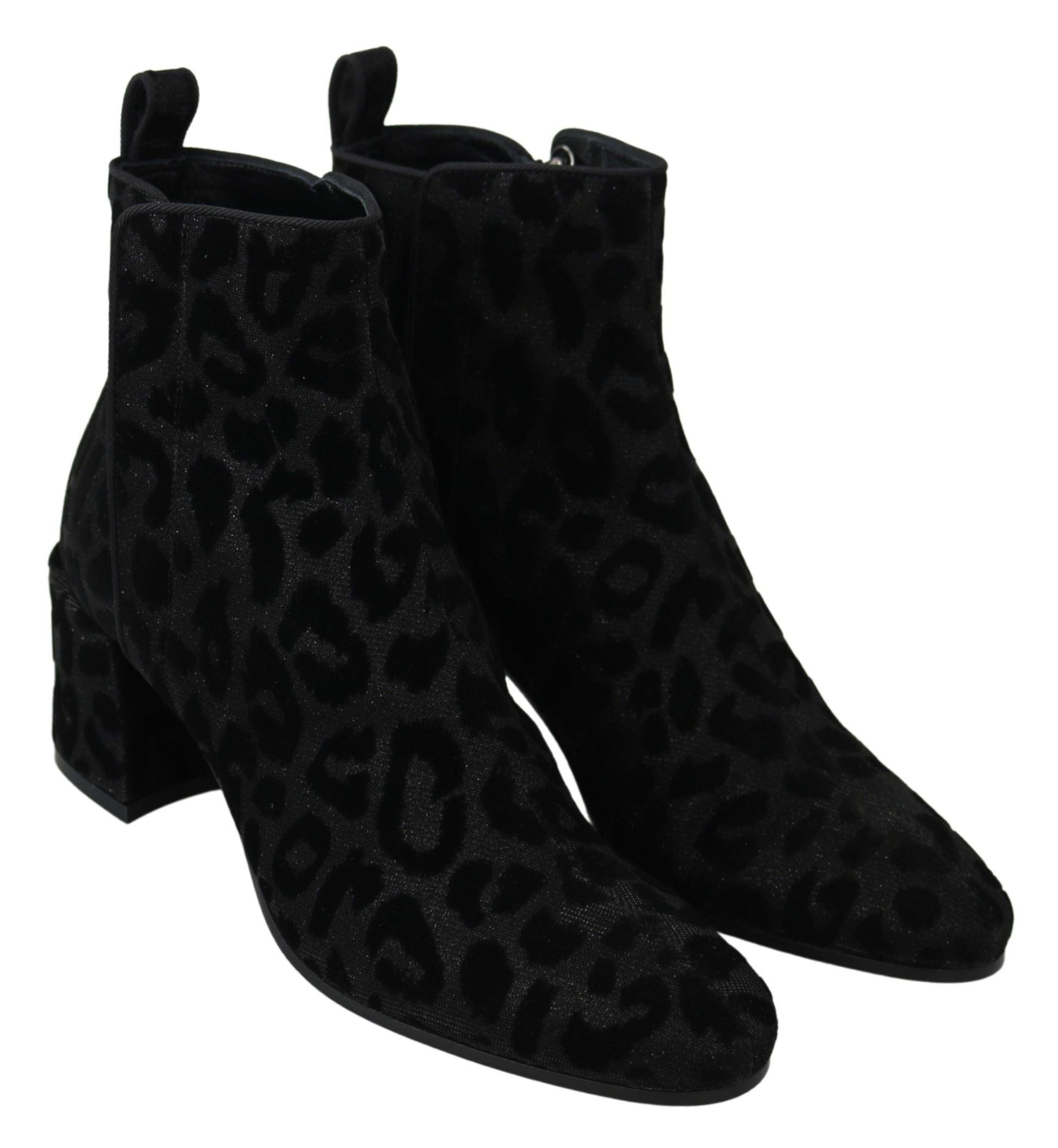Elegant Black Leopard Print Short Boots - ventzia