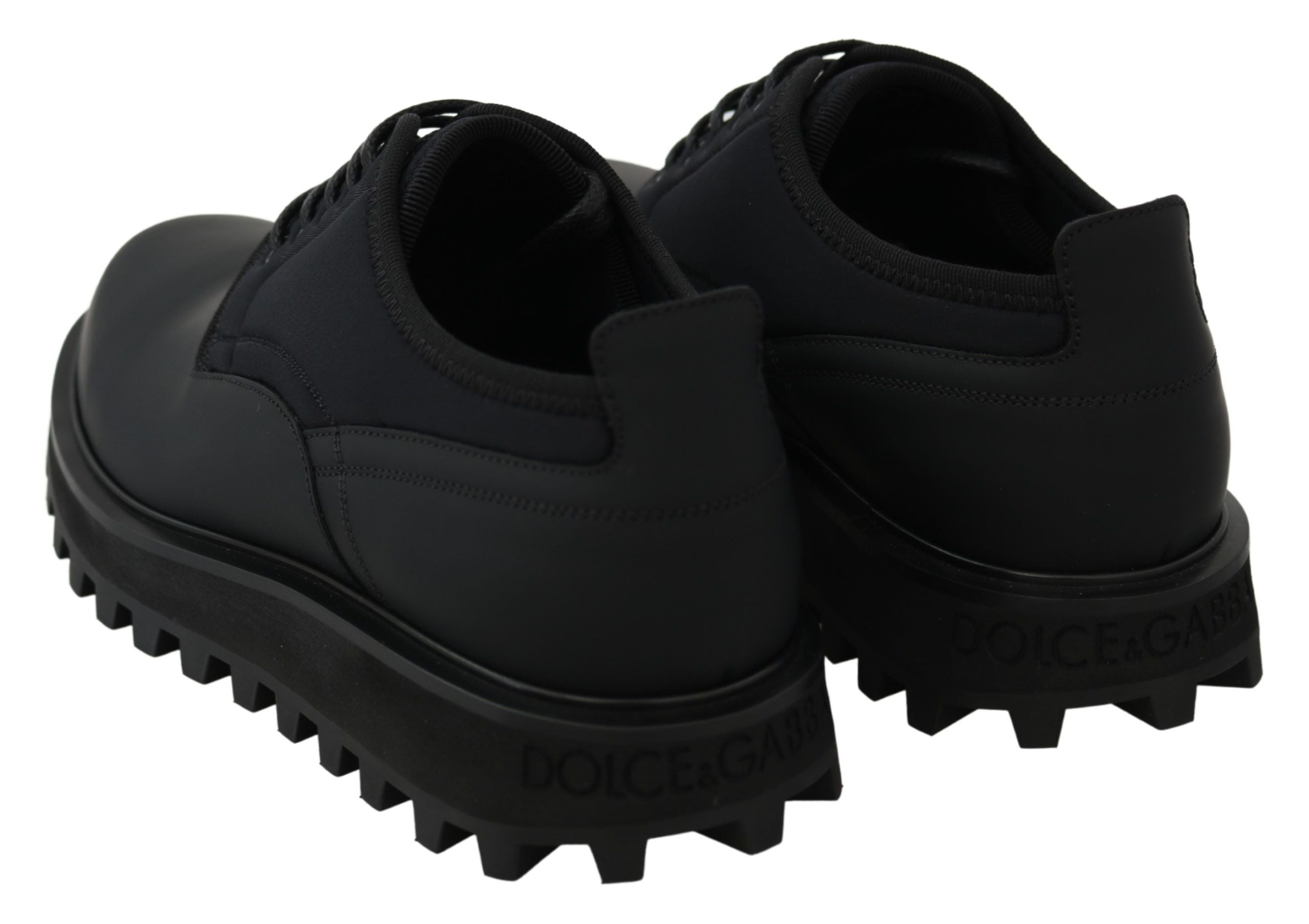 Elegant Black Calfskin Derby Shoes - ventzia