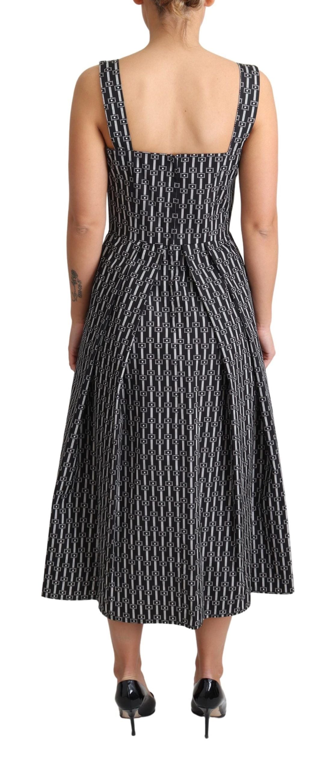 Elegant Sleeveless Geometric A-line Dress - ventzia