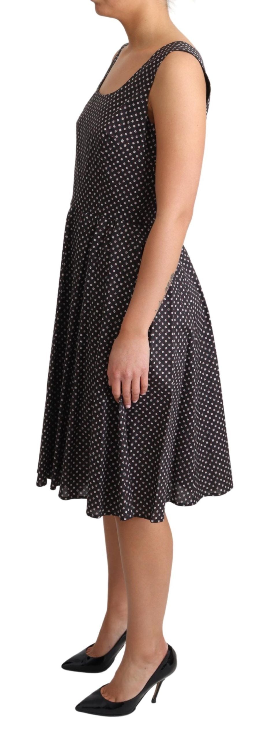 Elegant Floral A-Line Sleeveless Dress - ventzia