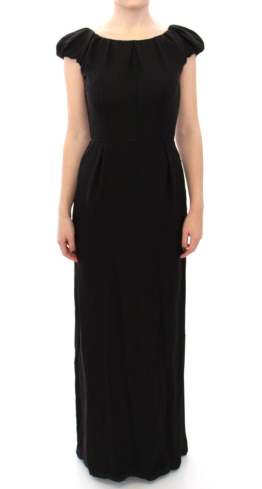 Elegant Silk Shortsleeved Evening Gown - ventzia
