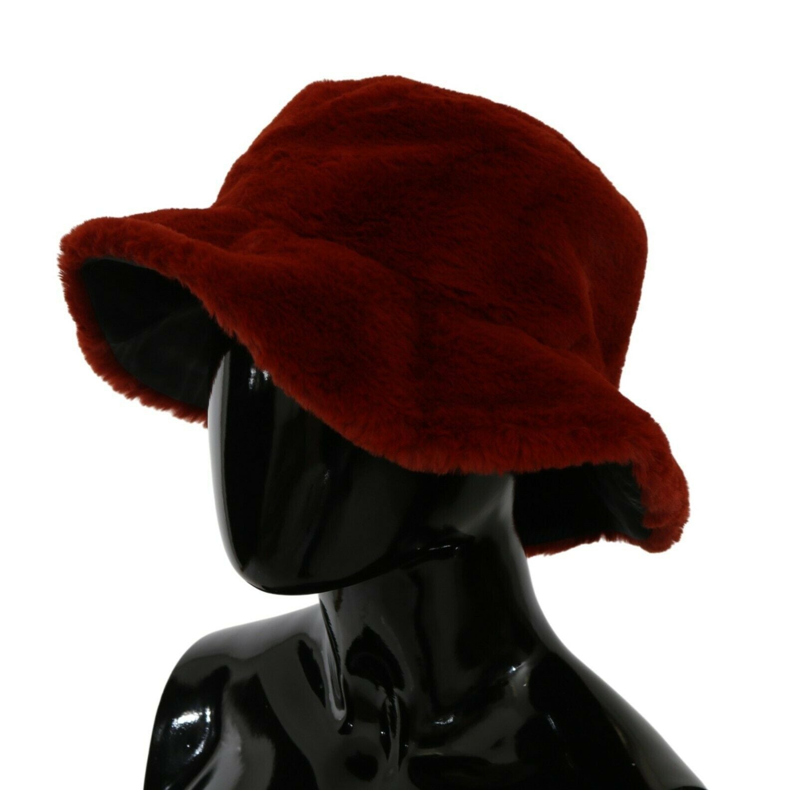 Elegant Red Bucket Cap with Logo Detailing - ventzia