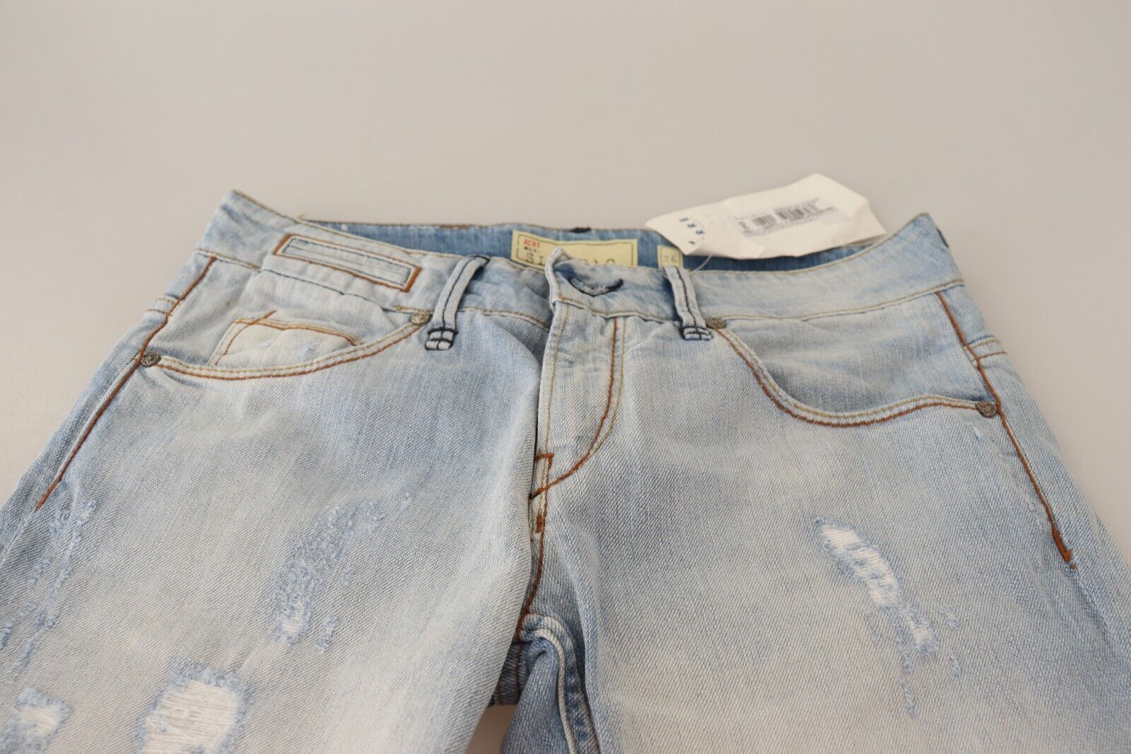 Chic Light-Blue Folded Hem Denim Jeans - ventzia