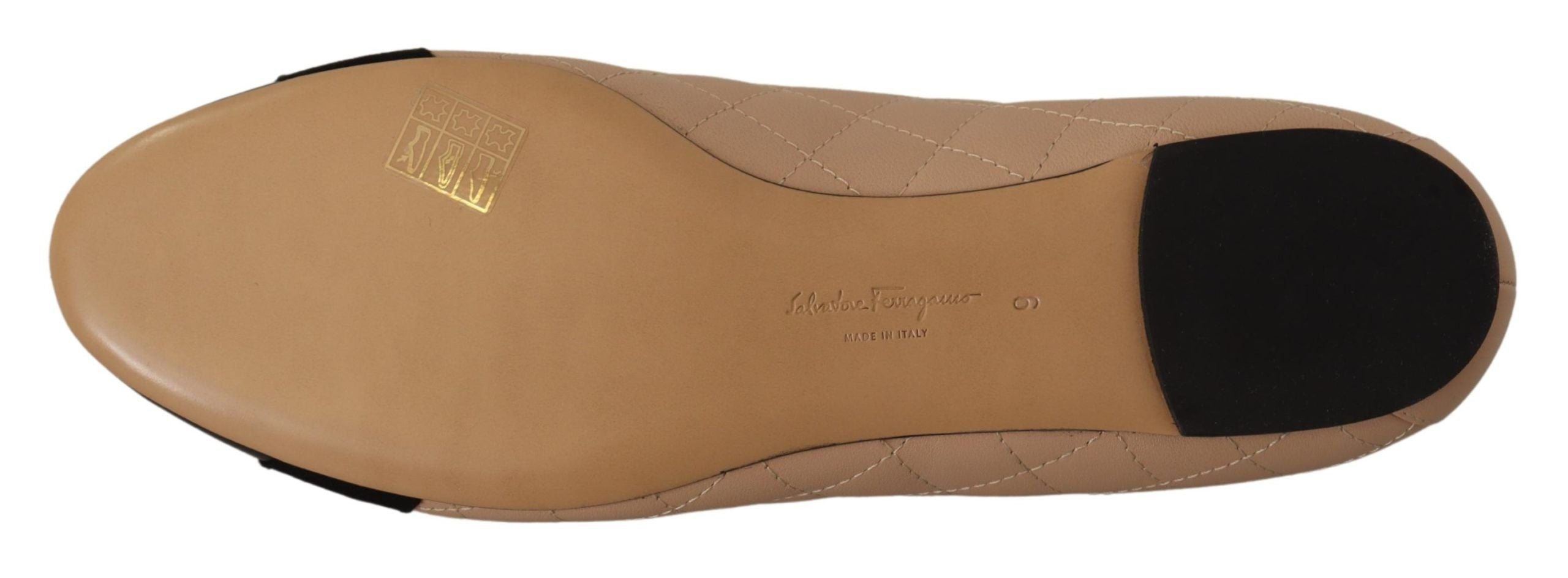 Elegant Quilted Leather Flats - Chic Dual-Tone Design - ventzia