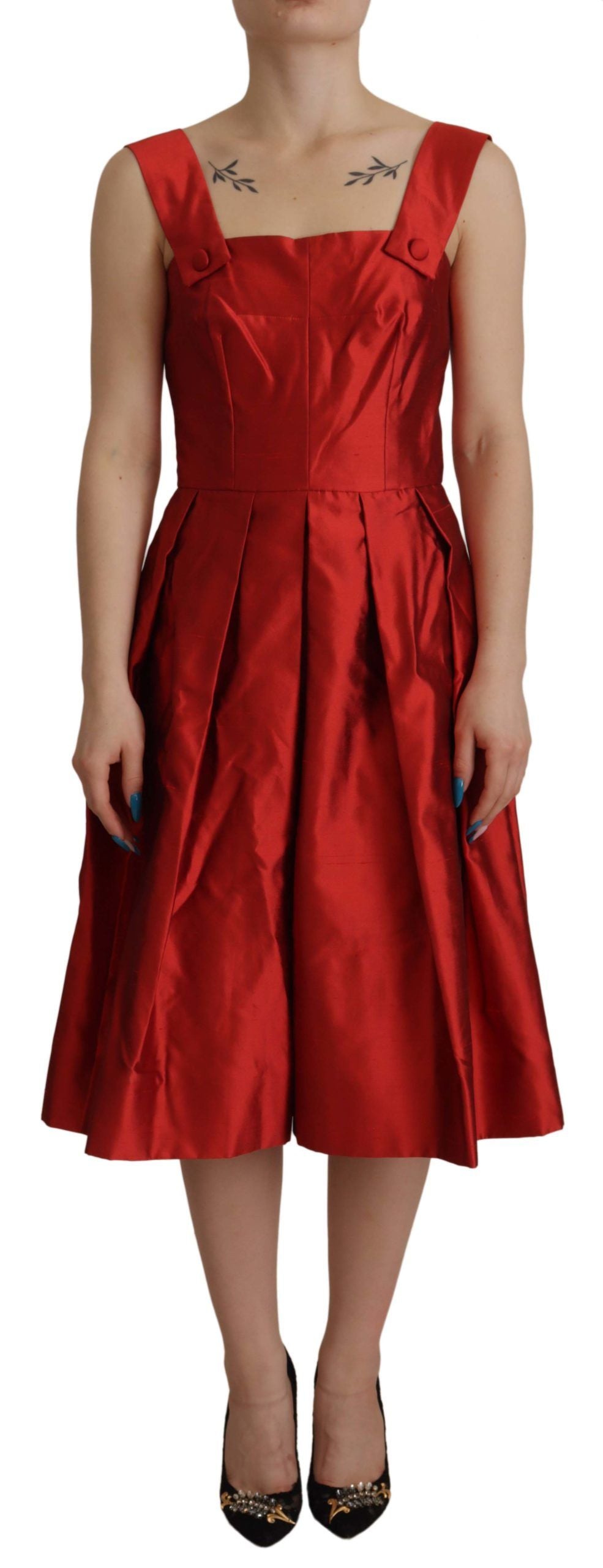 Red A-line Pleated Satin Silk Dress - ventzia