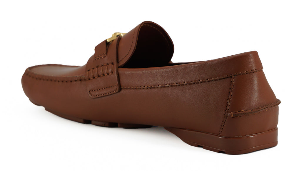 Elegant Medusa-Embossed Leather Loafers - ventzia