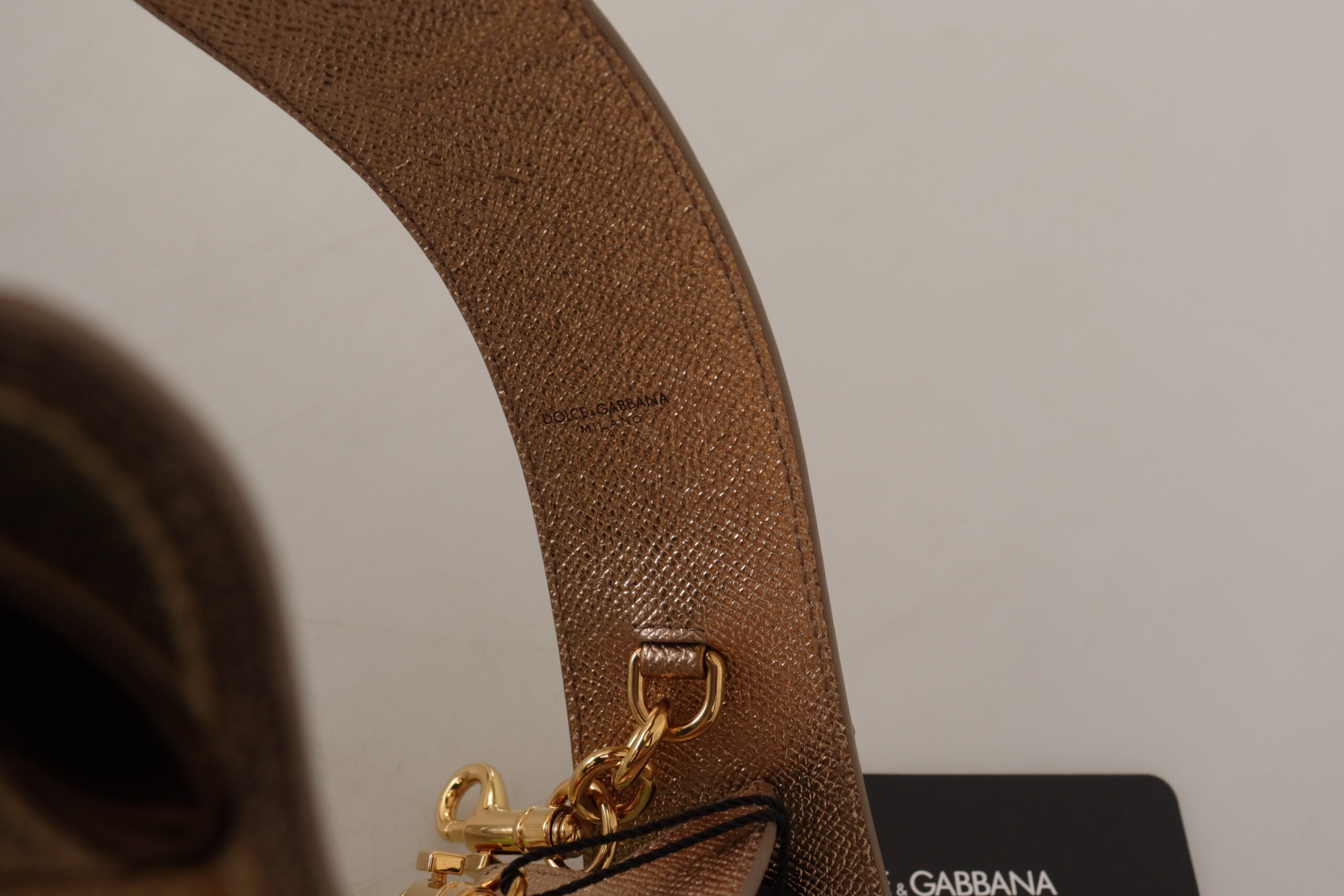 Gold Leather LOVE Patch Bag Shoulder Strap - ventzia