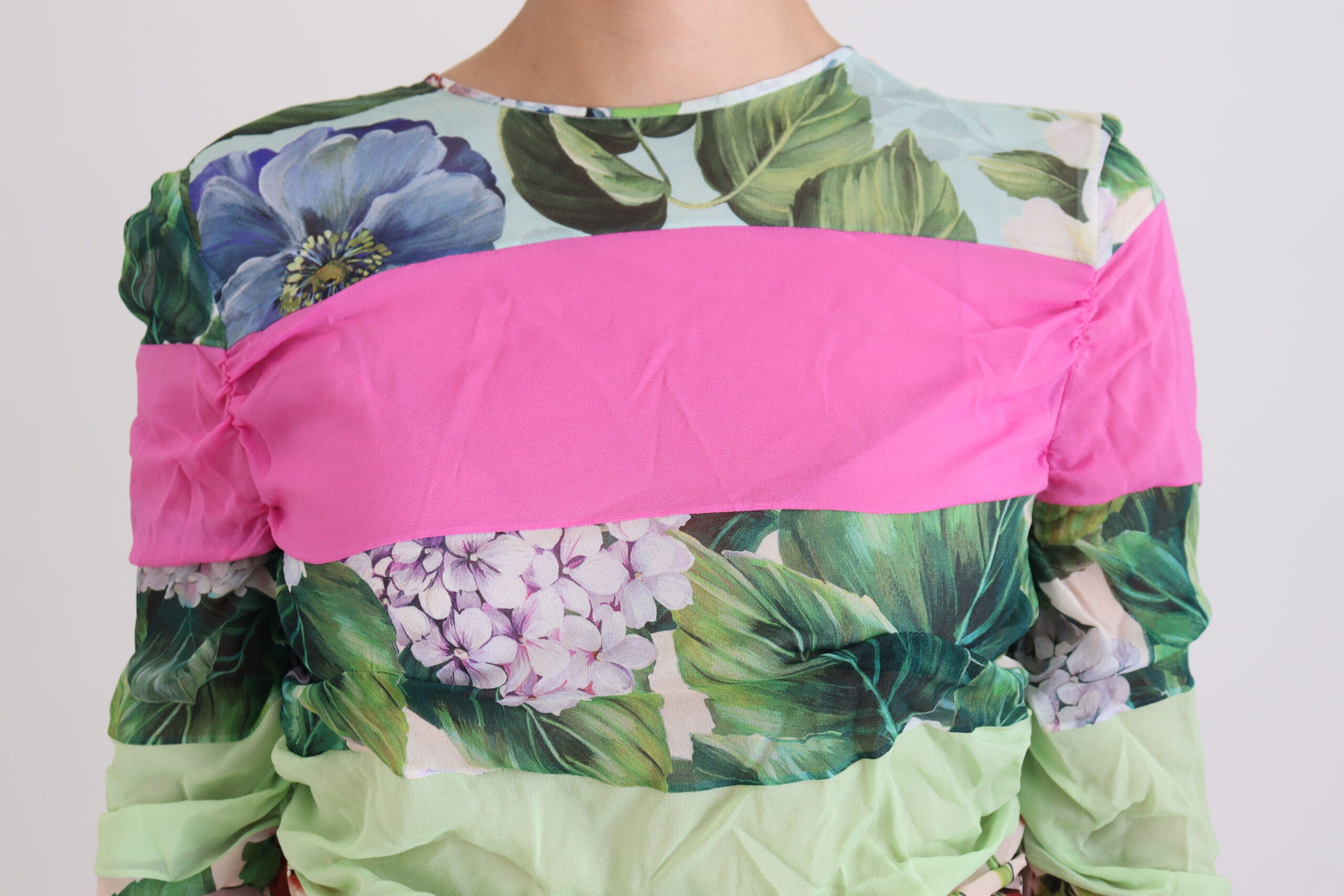 Multicolor Silk Floral Bodycon Sheath Dress - ventzia