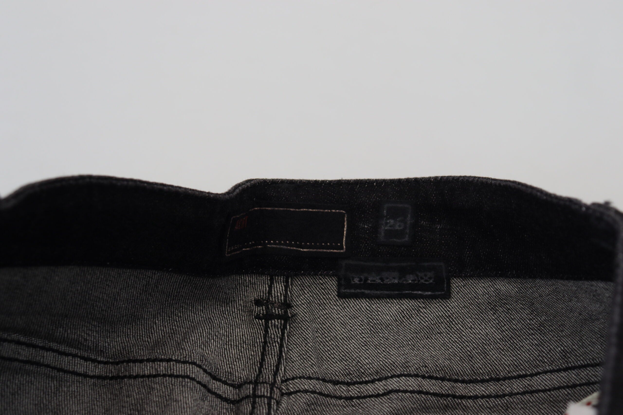 Black Low Waist Slim Fit Cotton Denim Jeans - ventzia