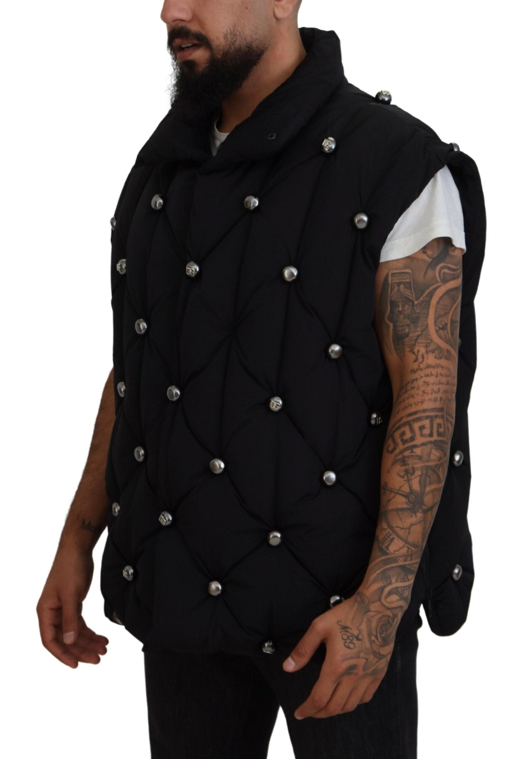 Black Sleeveless DG Metal Embellishment Jacket - ventzia