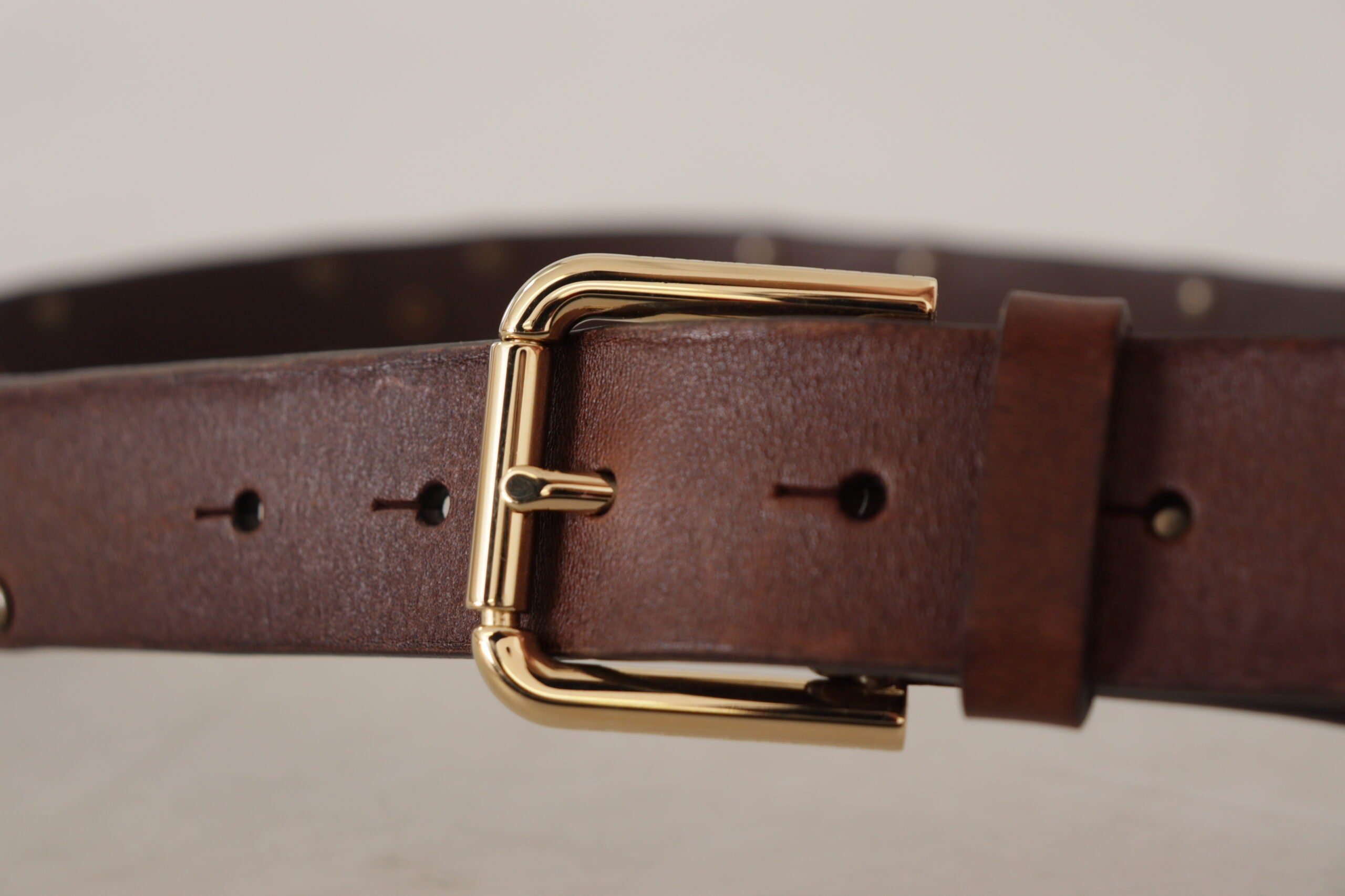Brown Leather Studded Gold Tone Metal Buckle Belt - ventzia
