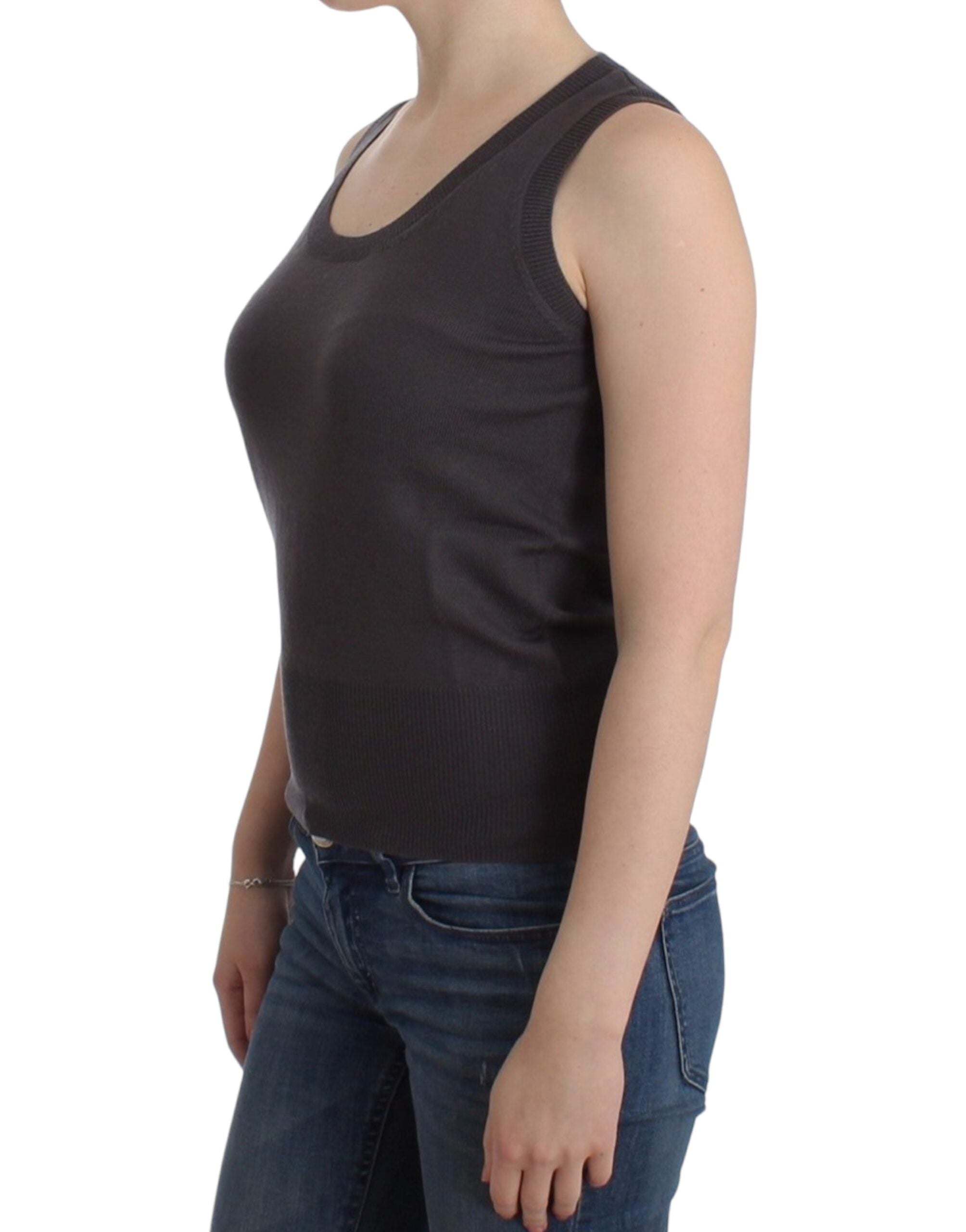 Elegant Sleeveless Brown Knit Top - ventzia