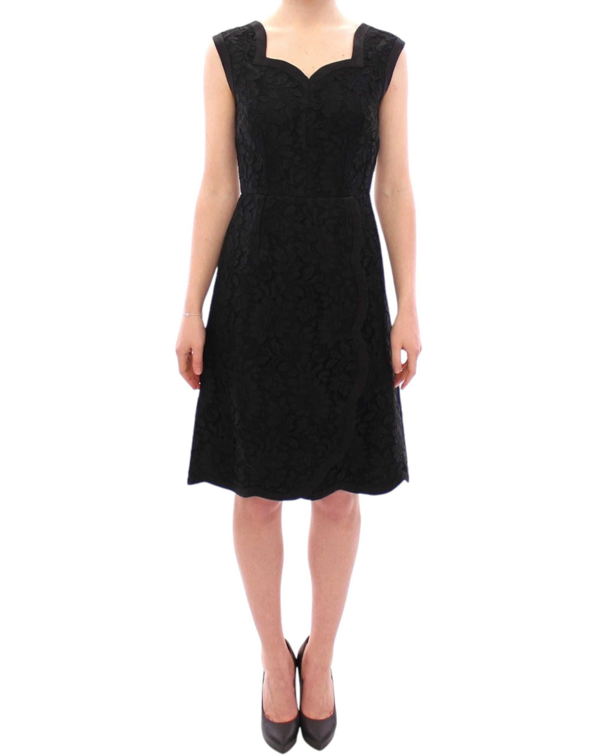 Elegant Black Floral Lace Dress - ventzia