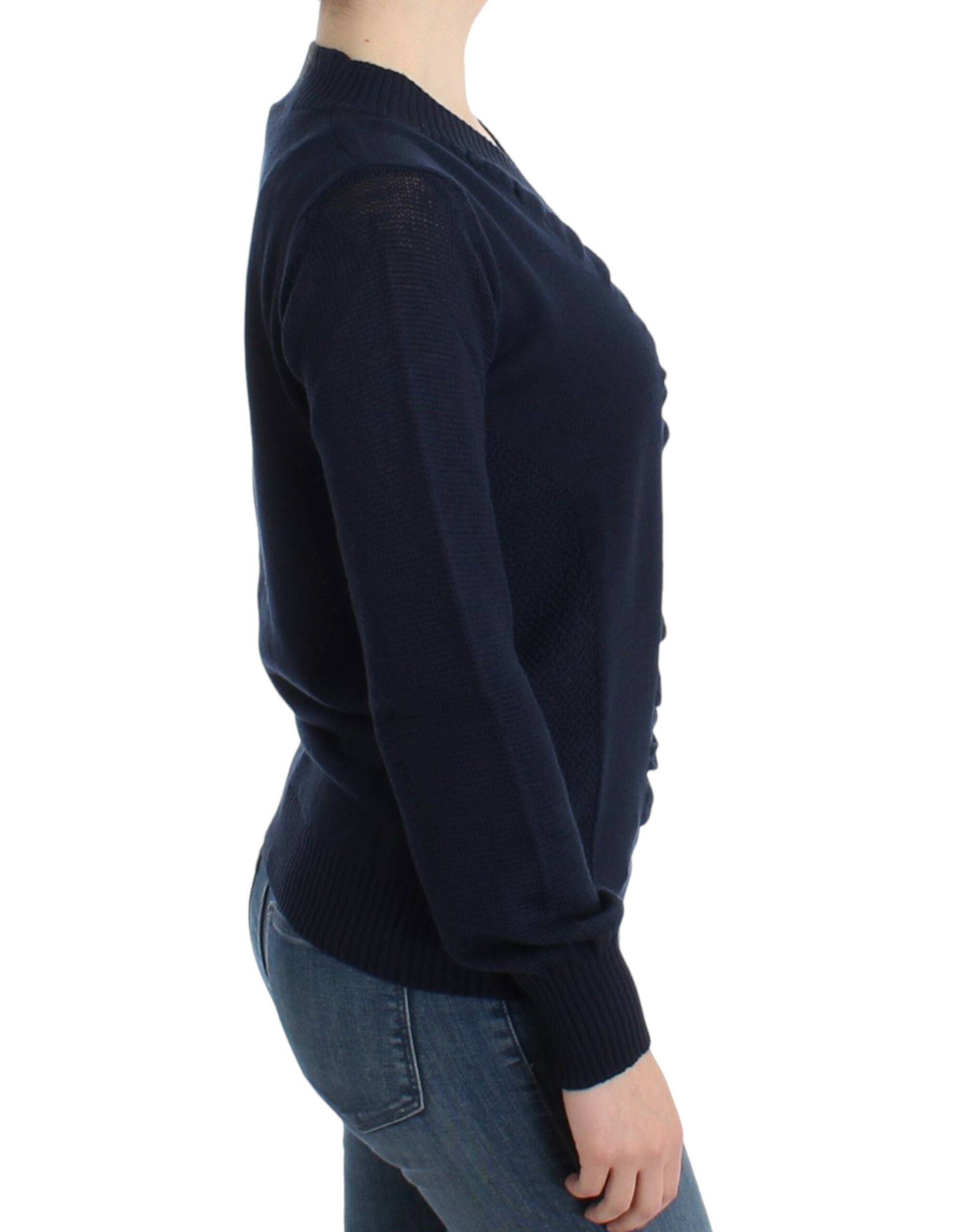 Elegant V-Neck Lightweight Sweater - ventzia