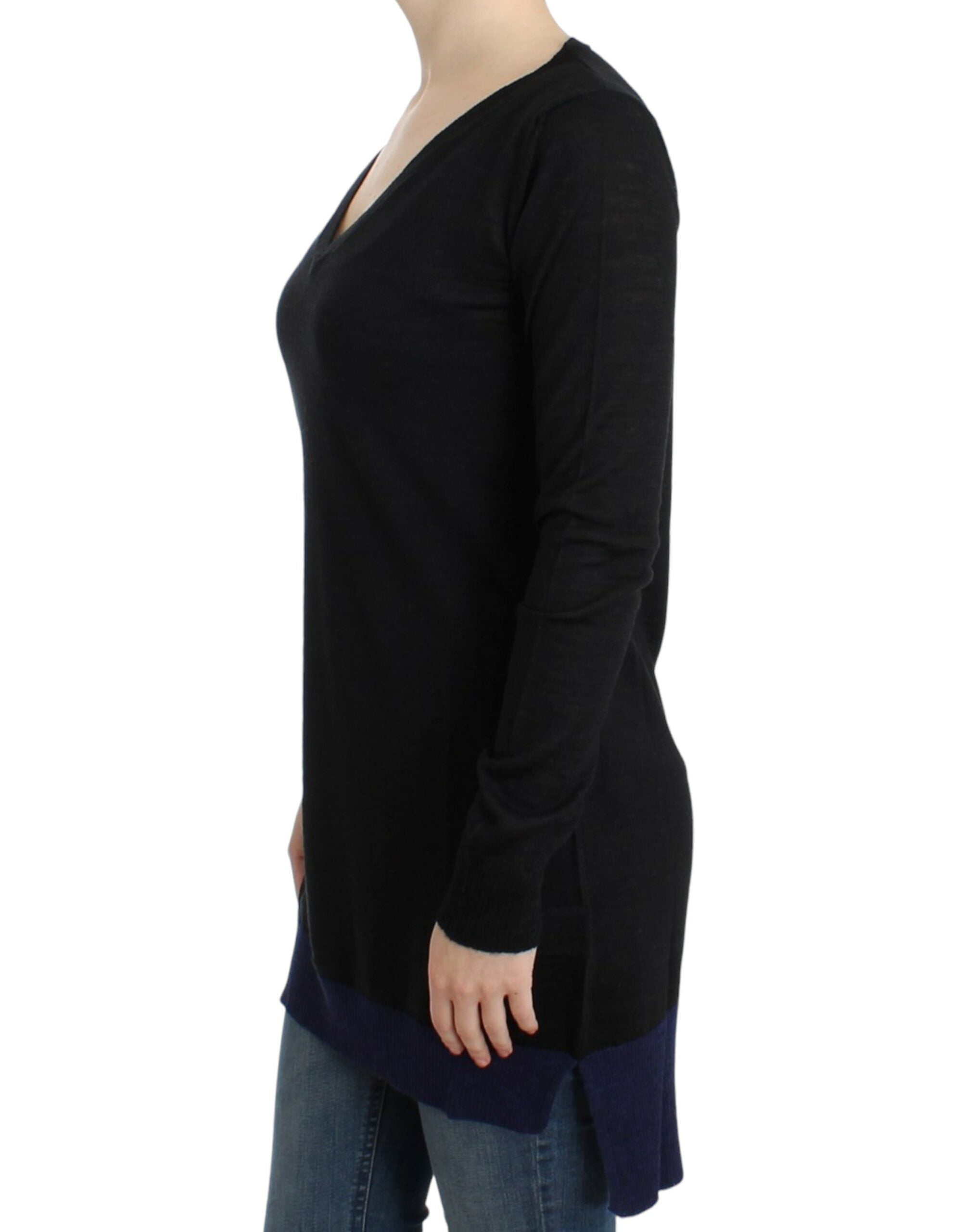 Elegant V-Neck Lightweight Sweater - ventzia