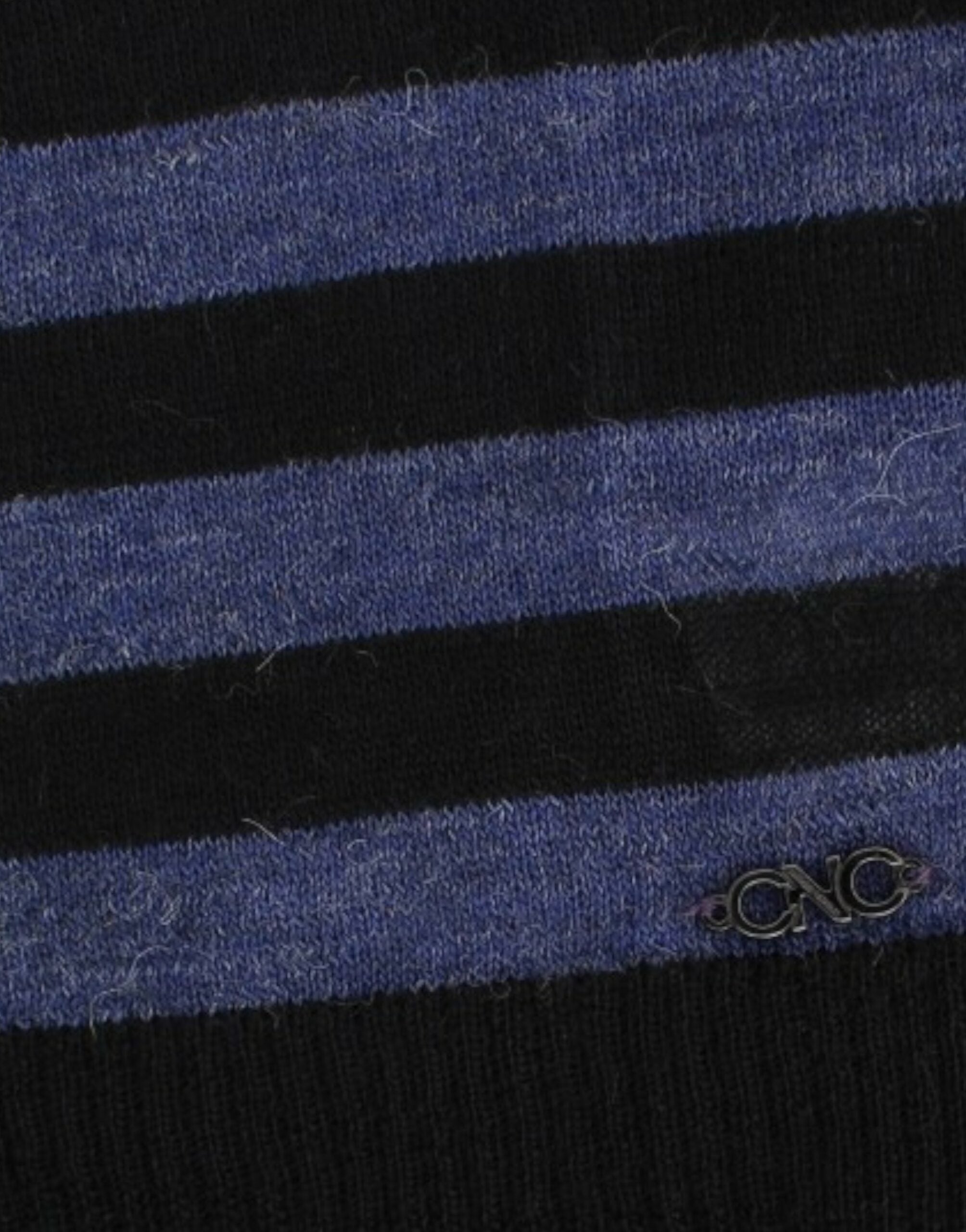 Striped V-Neck Luxury Sweater - ventzia