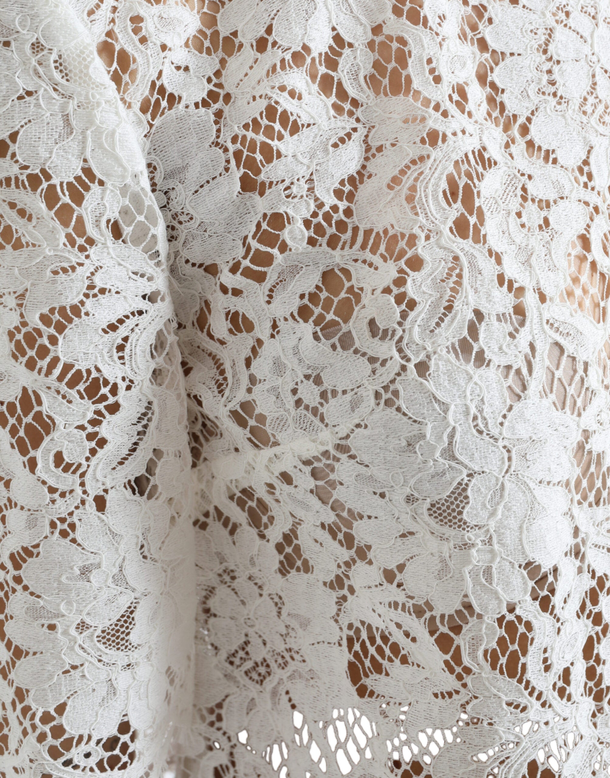 White Floral Lace Cotton Round Neck Blouse Top - ventzia