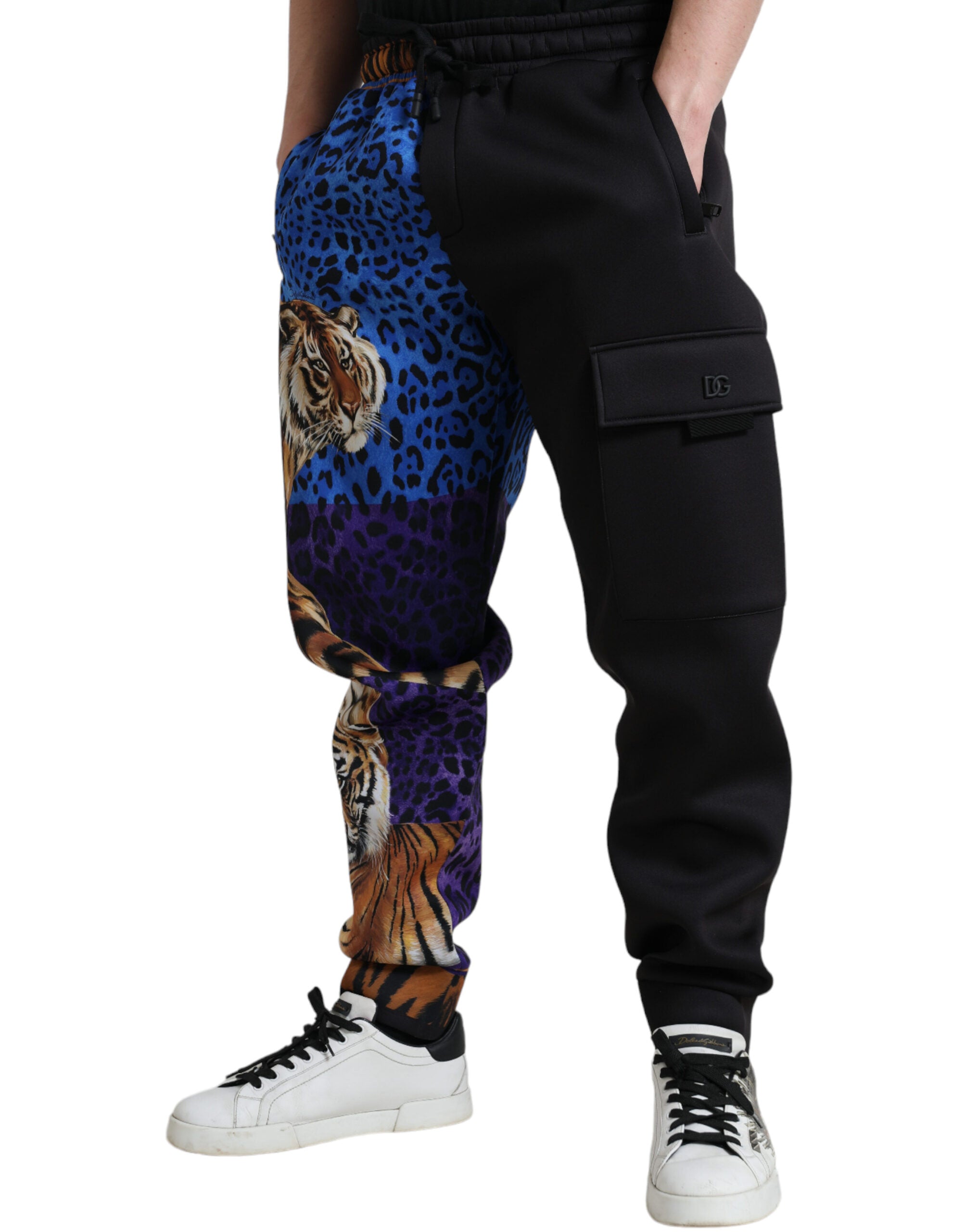 Black Tiger Print Cargo Jogger Pants - ventzia