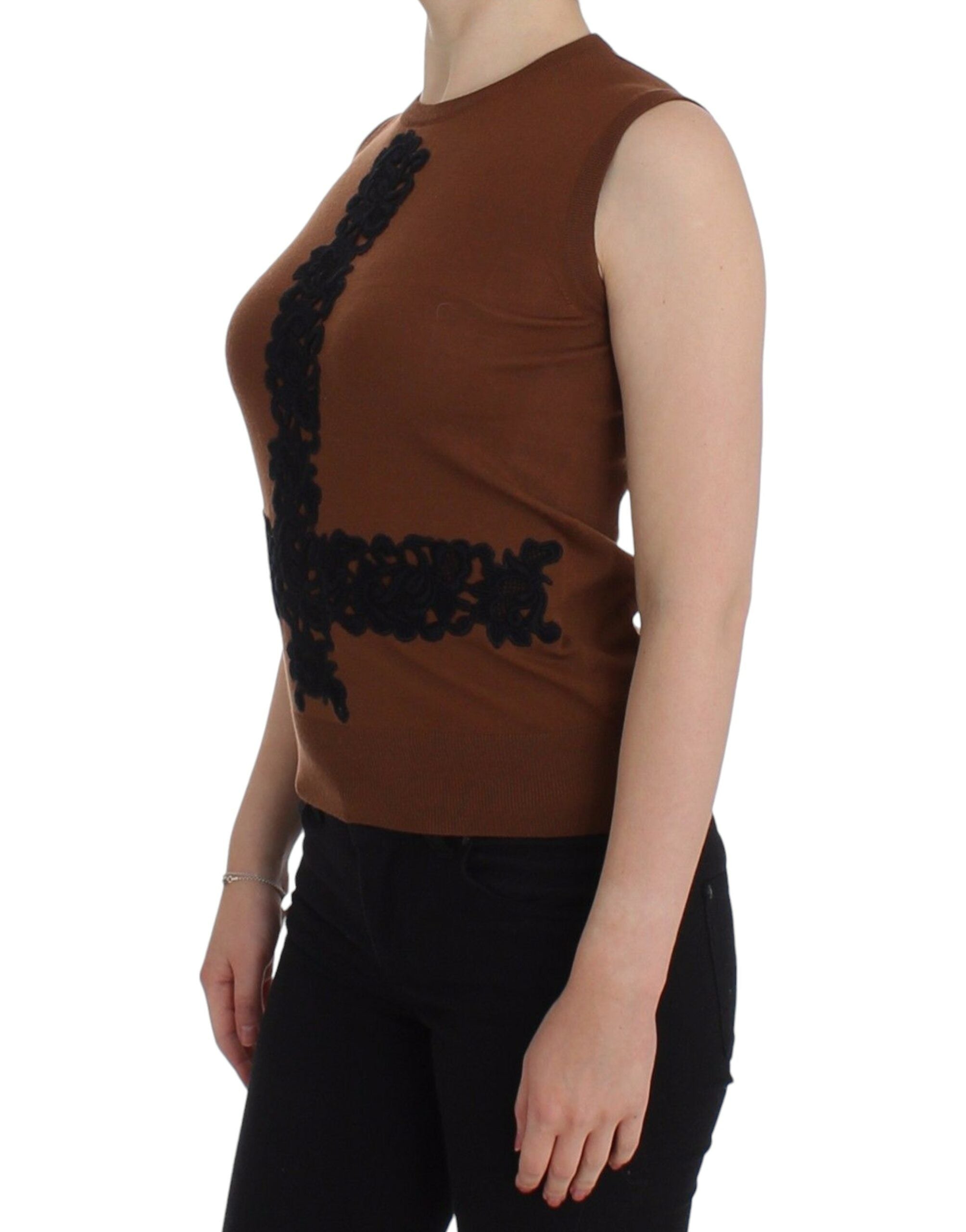 Timeless Wool and Lace Sleeveless Vest - ventzia