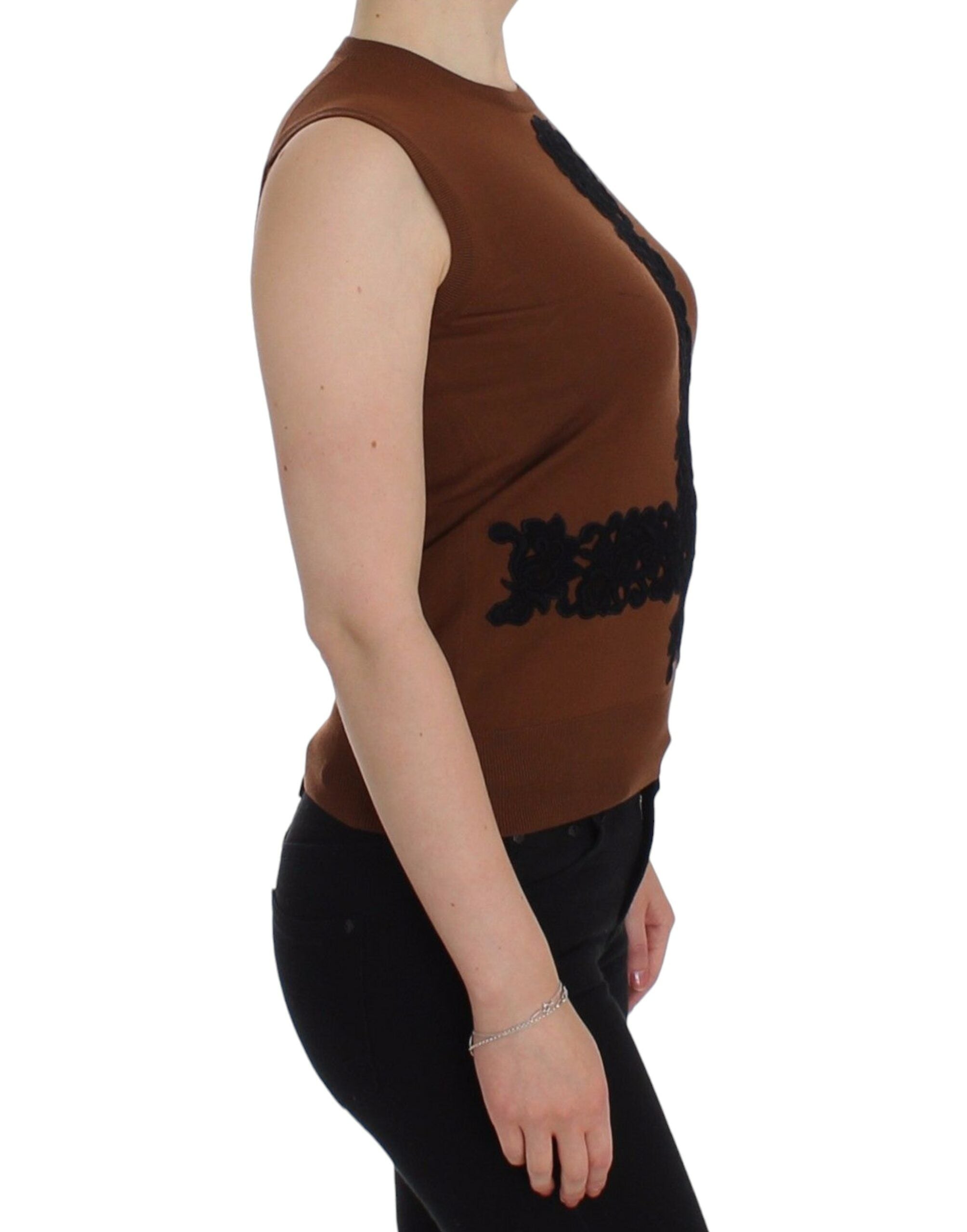 Timeless Wool and Lace Sleeveless Vest - ventzia