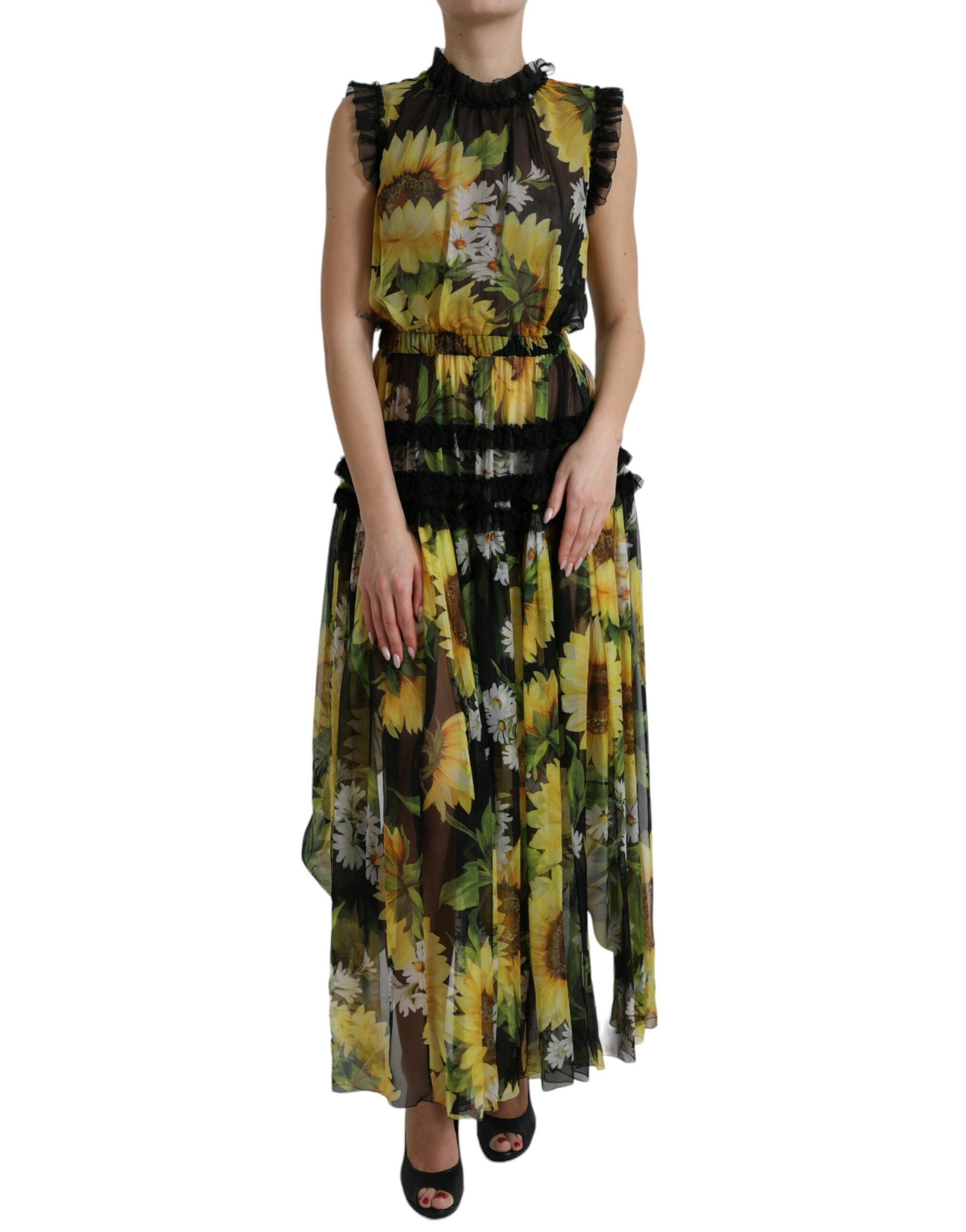 Black Sunflower A-line Pleated Maxi Dress - ventzia