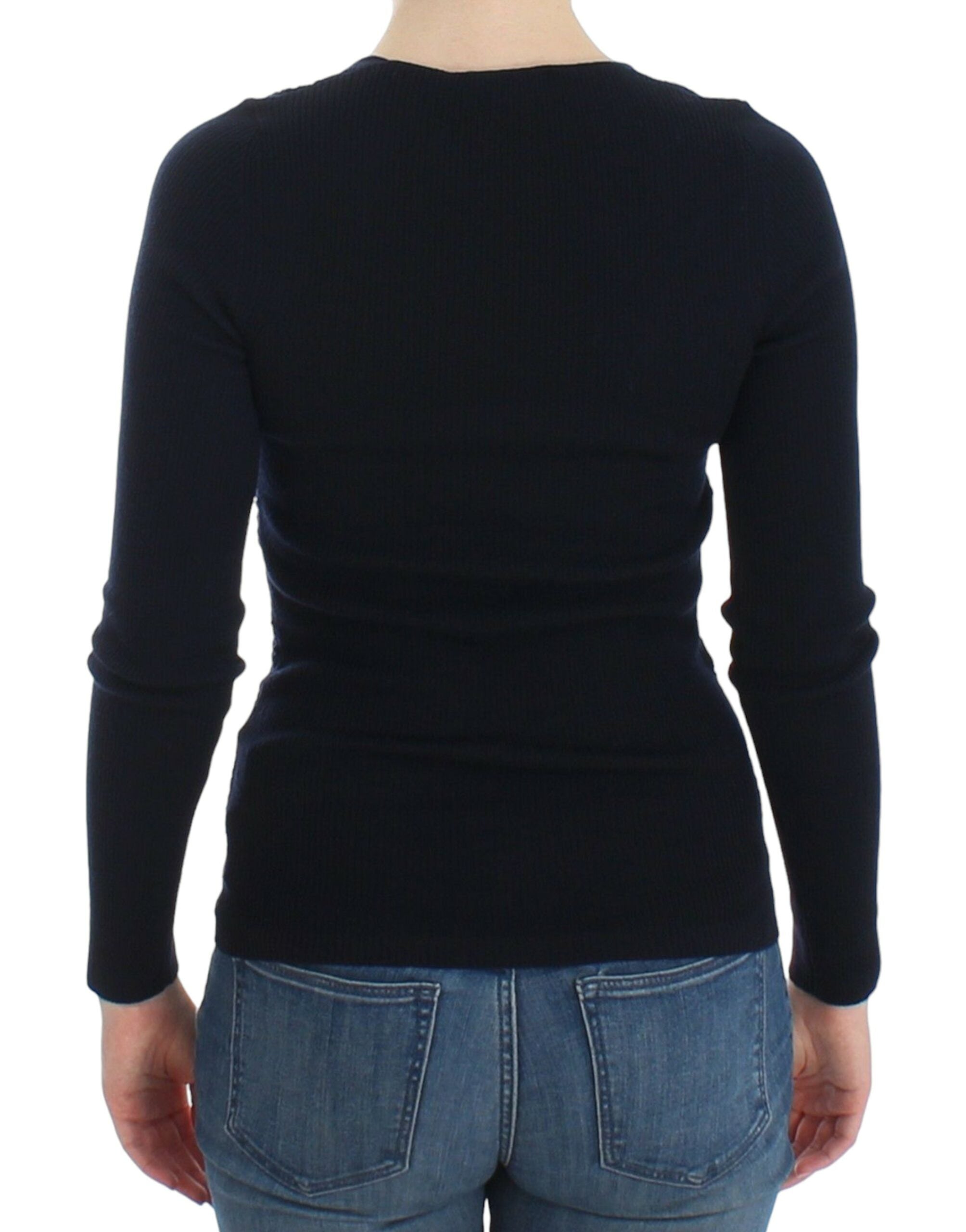 Chic Blue Wool Blend Sweater - ventzia
