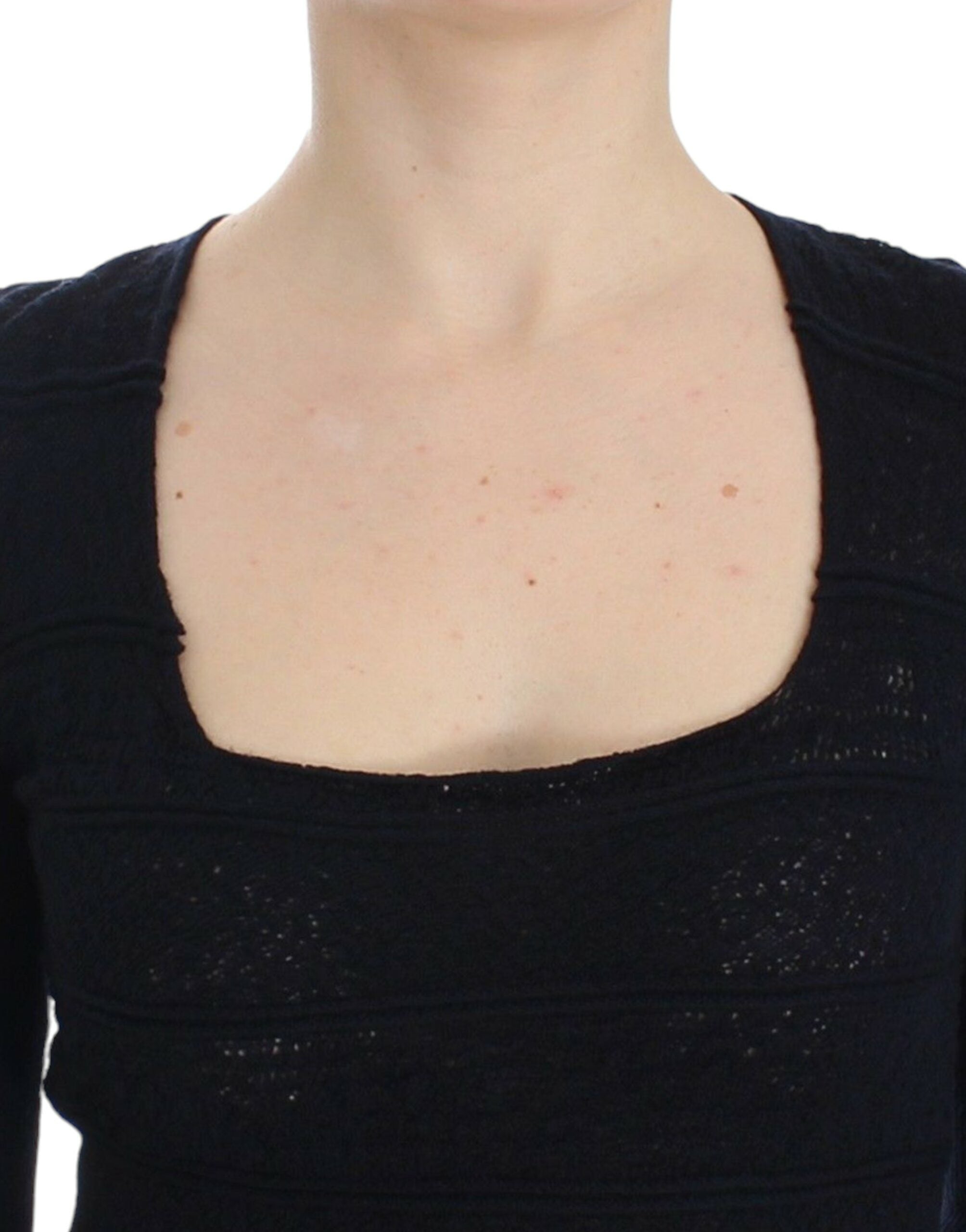 Chic Blue Wool Blend Sweater - ventzia