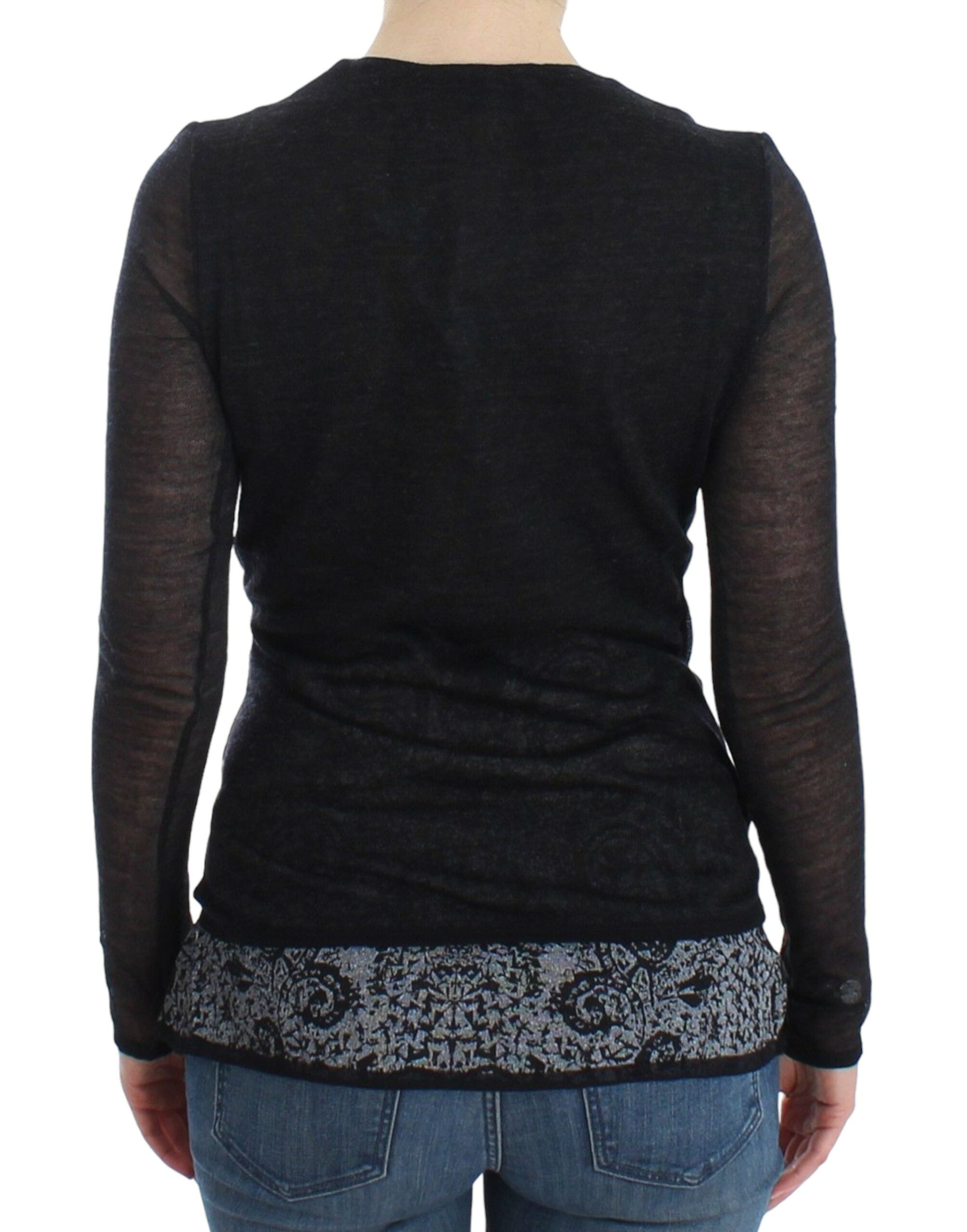Deep V-neck Black Wool Blend Sweater - ventzia