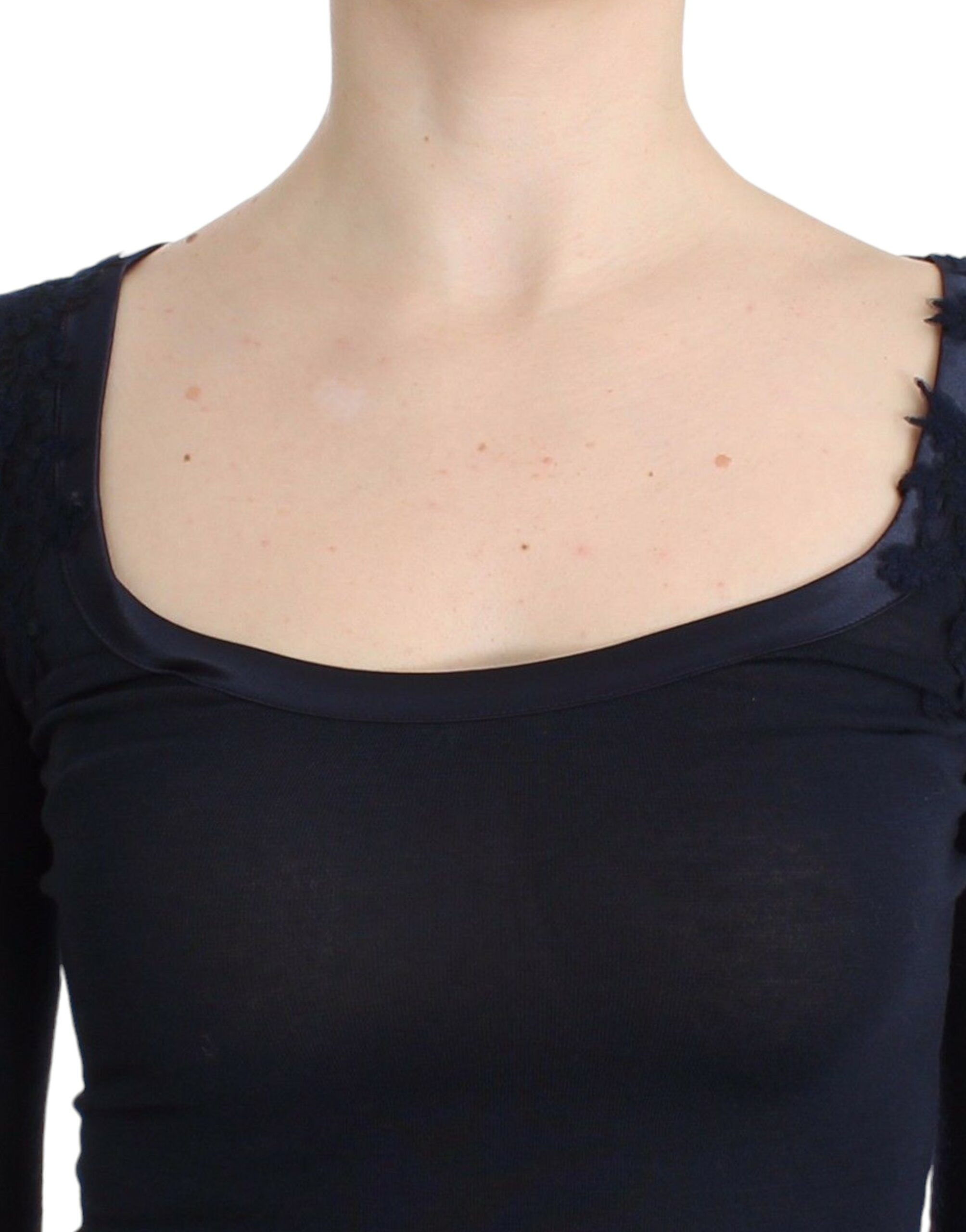 Elegant Blue Long Sleeve Lace Top - ventzia