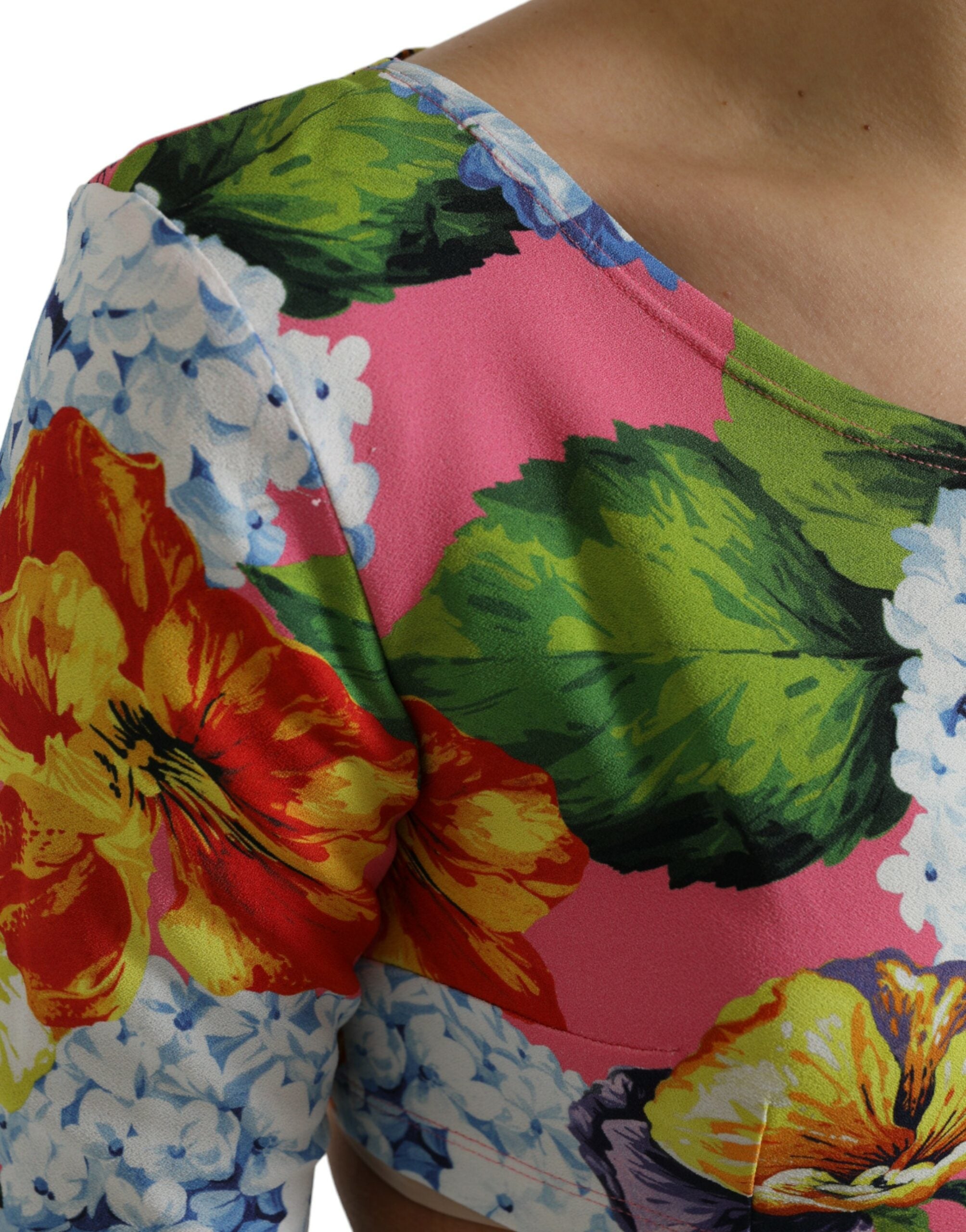 Multicolor Floral Long Sleeves Cropped Top - ventzia