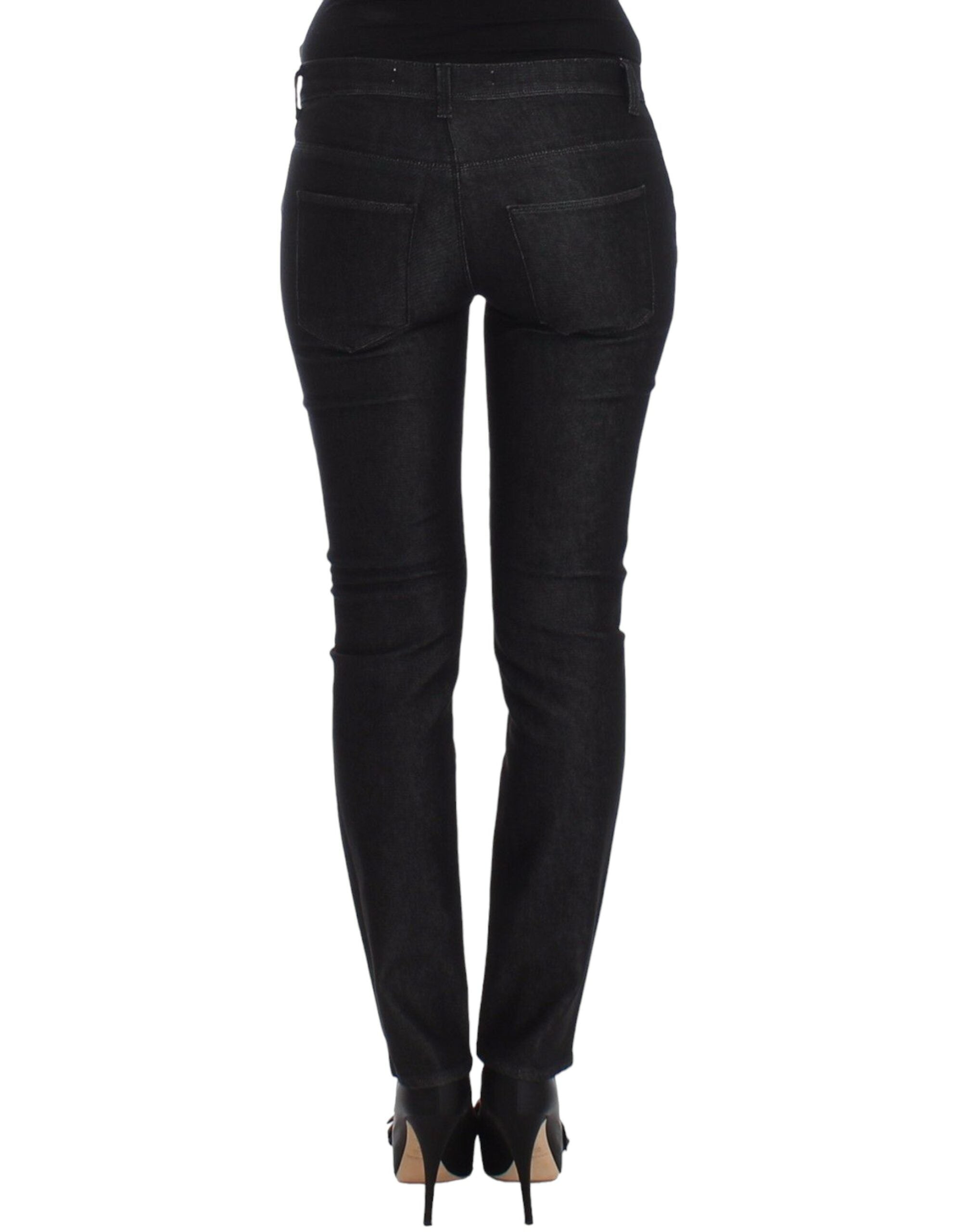Chic Black Skinny Jeans - Elegant & Slim Fit - ventzia