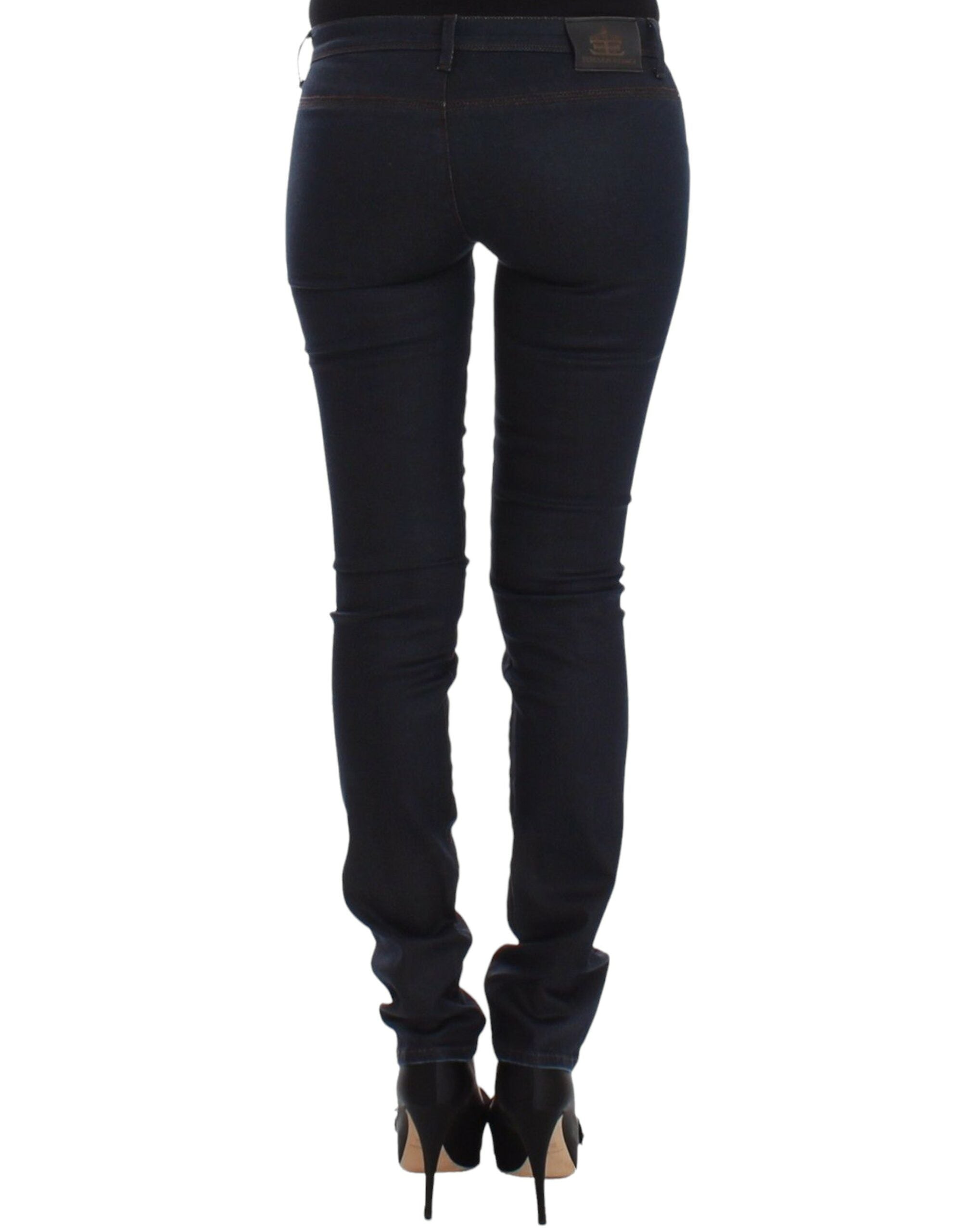 Chic Dark Blue Slim Jeans for Elegant Style - ventzia