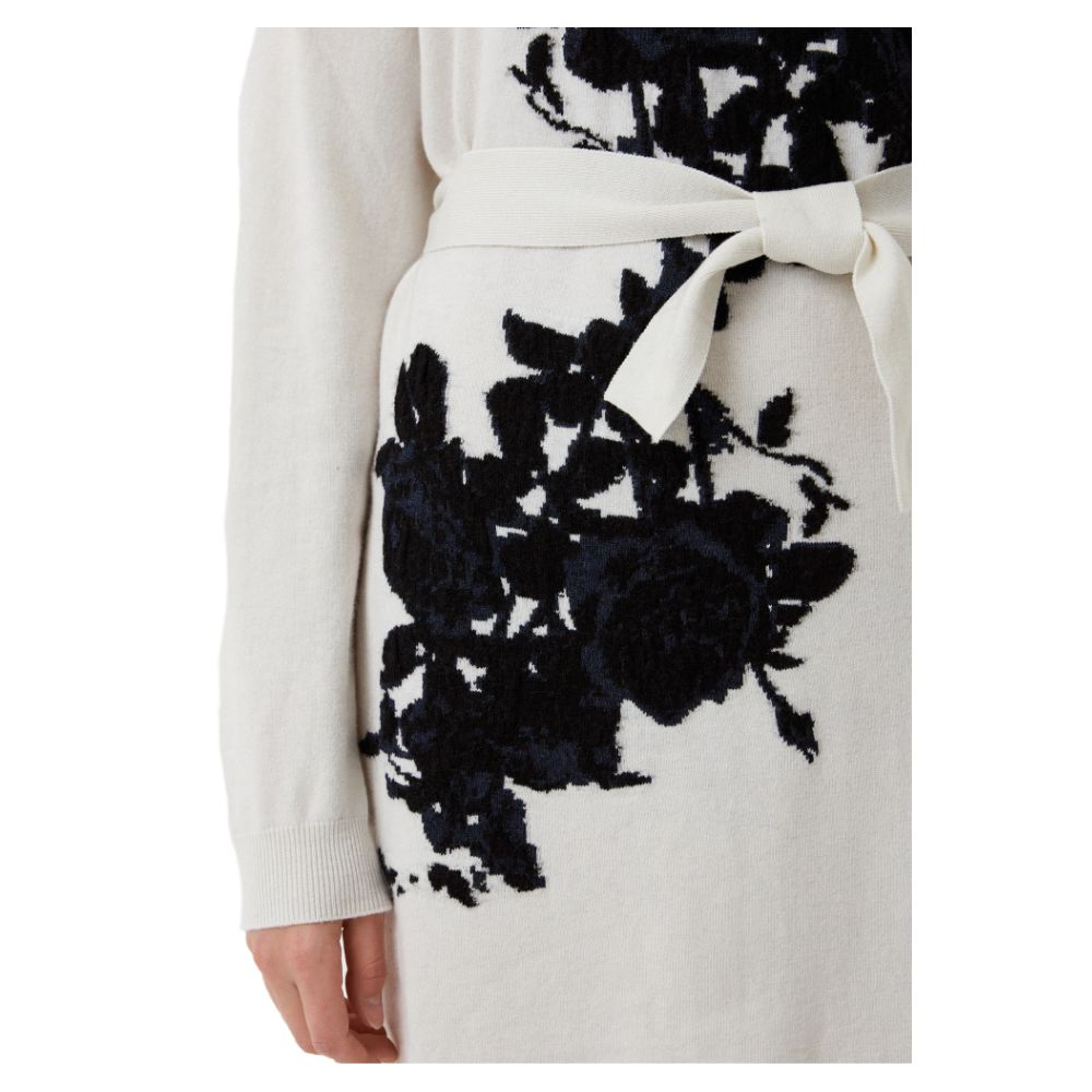Elegant Embroidered Wool Blend Long Dress - ventzia