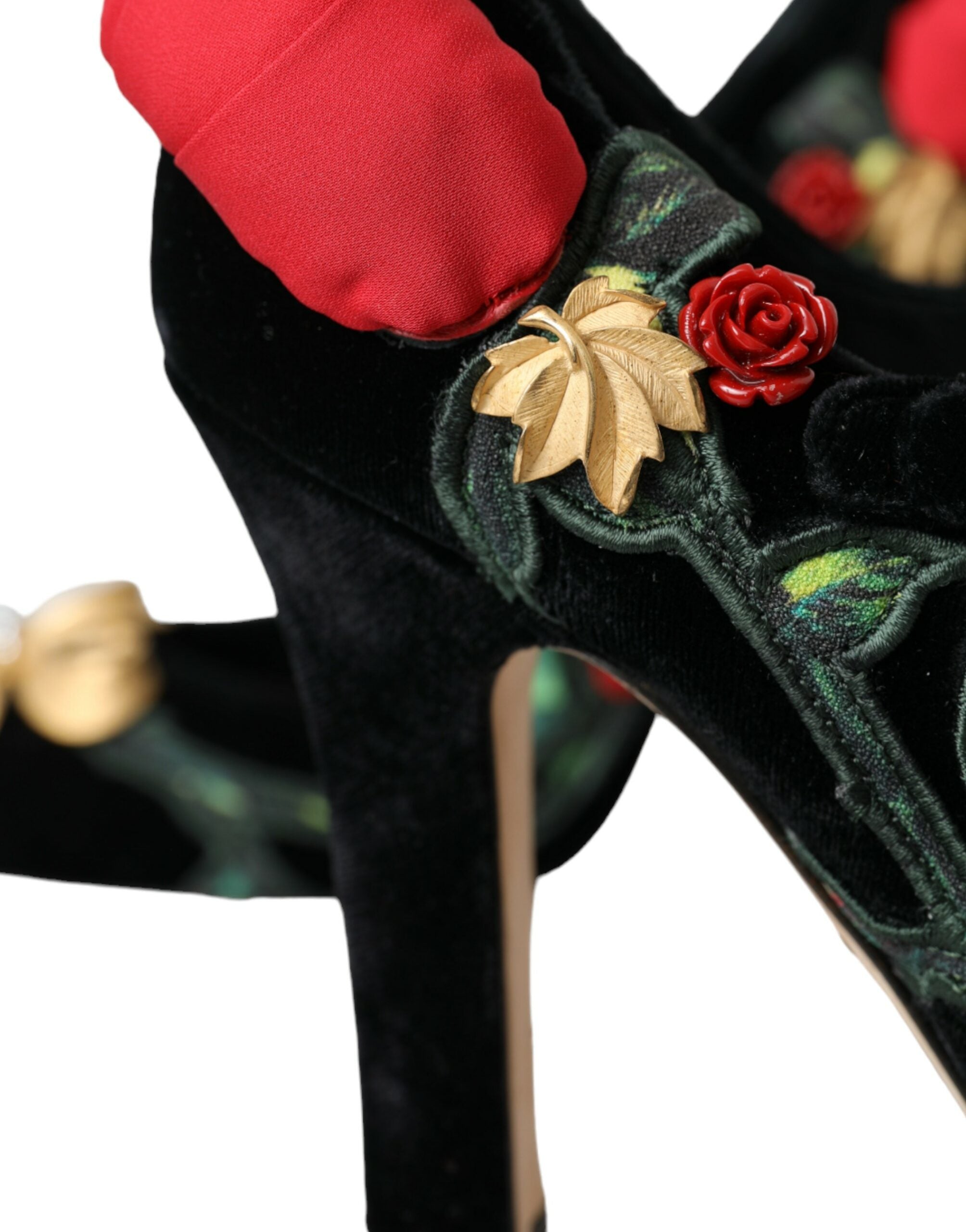 Black Roses Crystal Brooch Mary Jane Shoes - ventzia