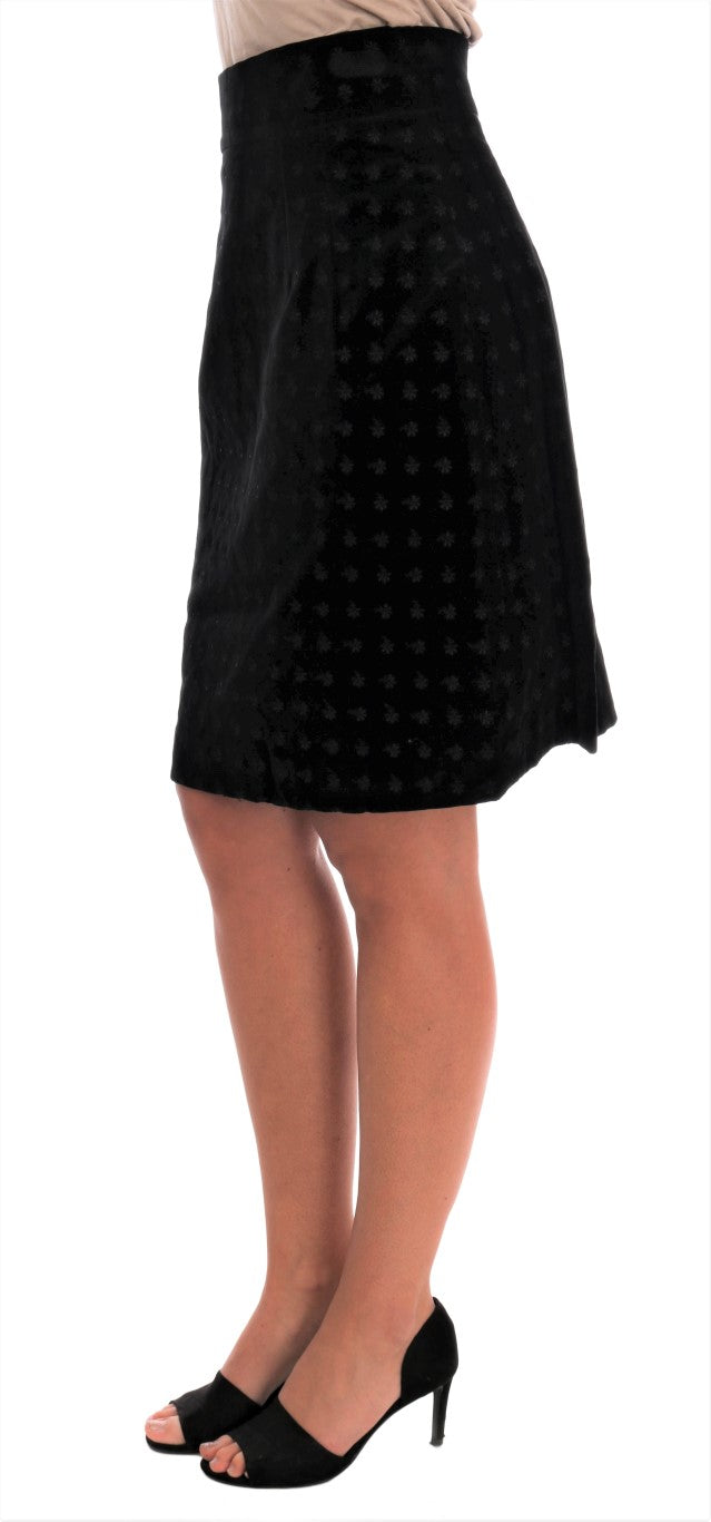 Baroque Embroidered Velvet Pencil Skirt - ventzia